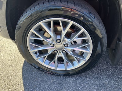 2023 Jeep Grand Cherokee Summit