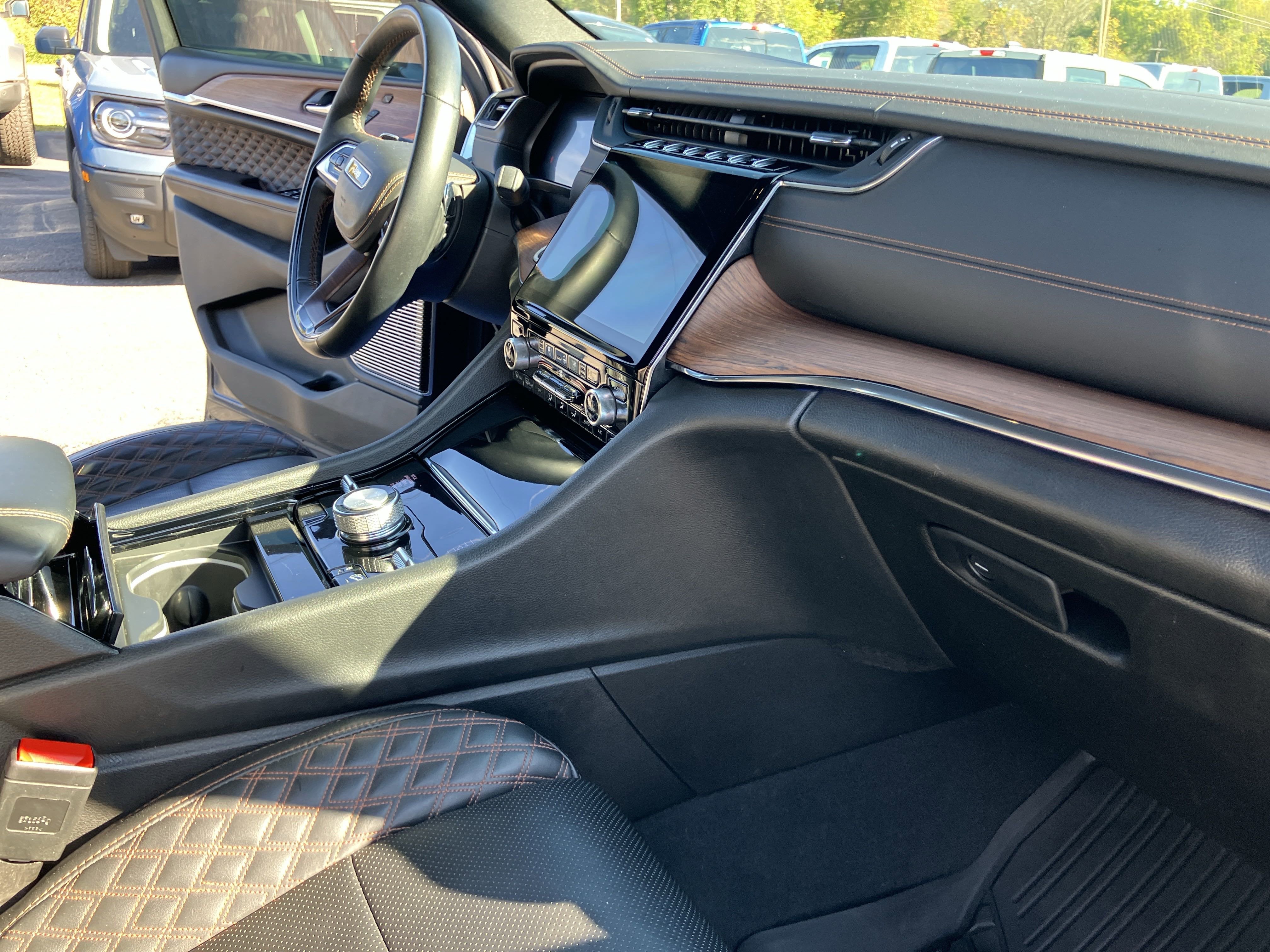 2023 Jeep Grand Cherokee Summit