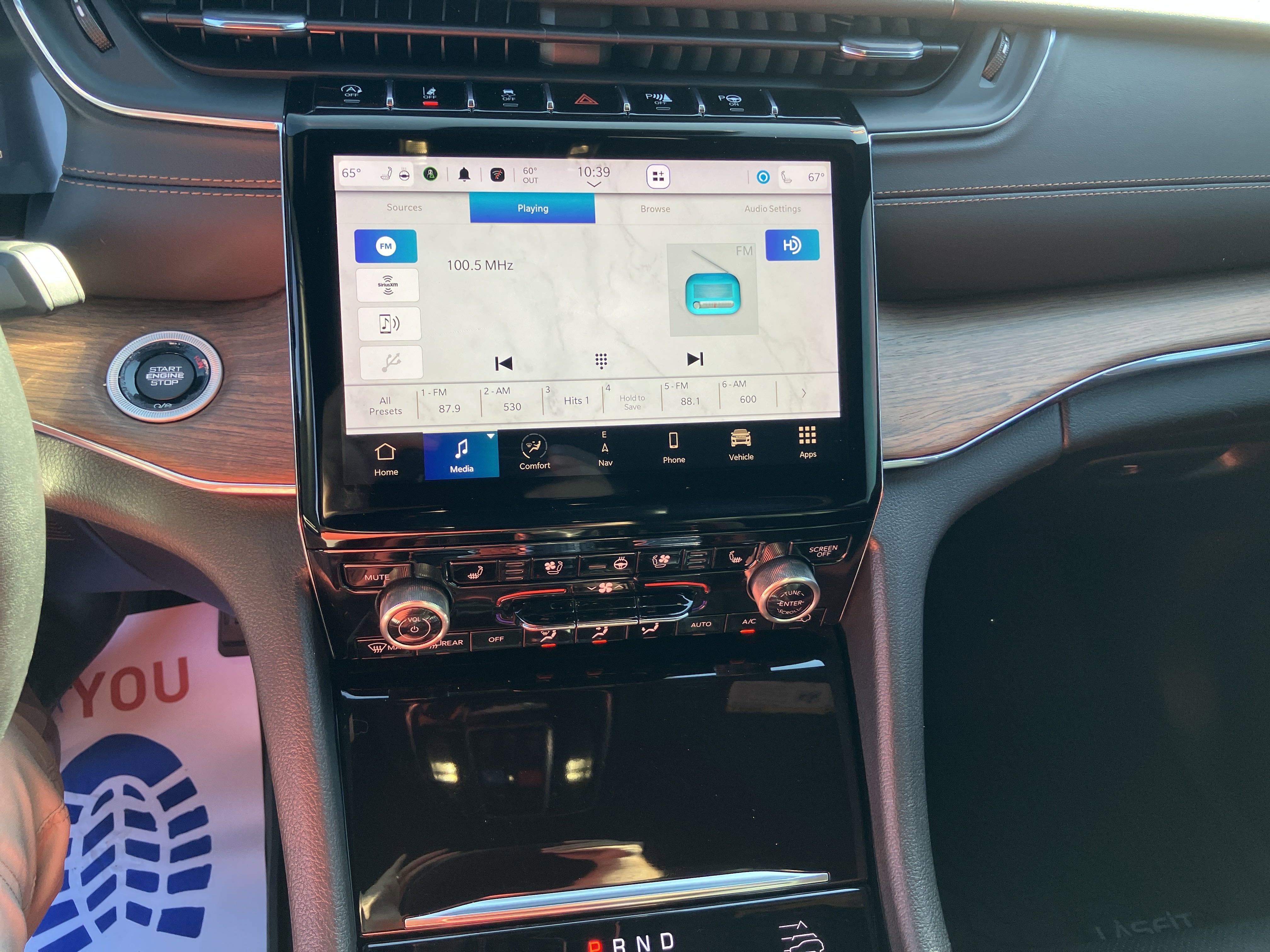 2023 Jeep Grand Cherokee Summit