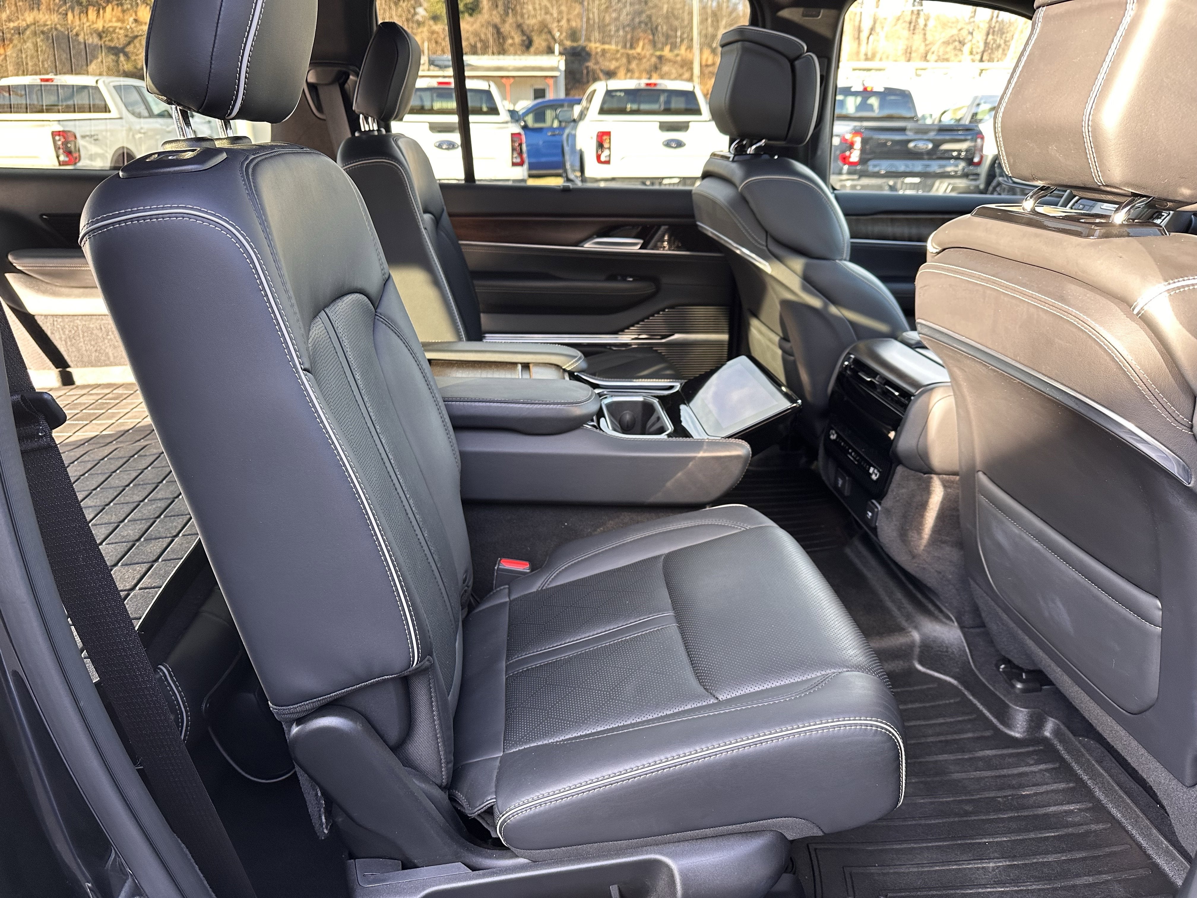 2023 Jeep Grand Wagoneer L Series II