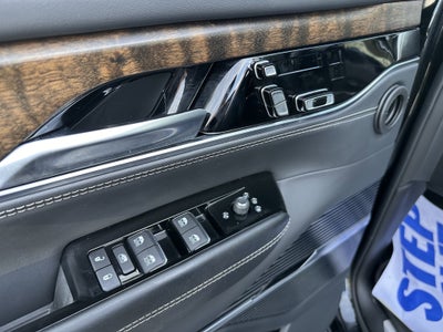 2023 Jeep Grand Wagoneer L Series II