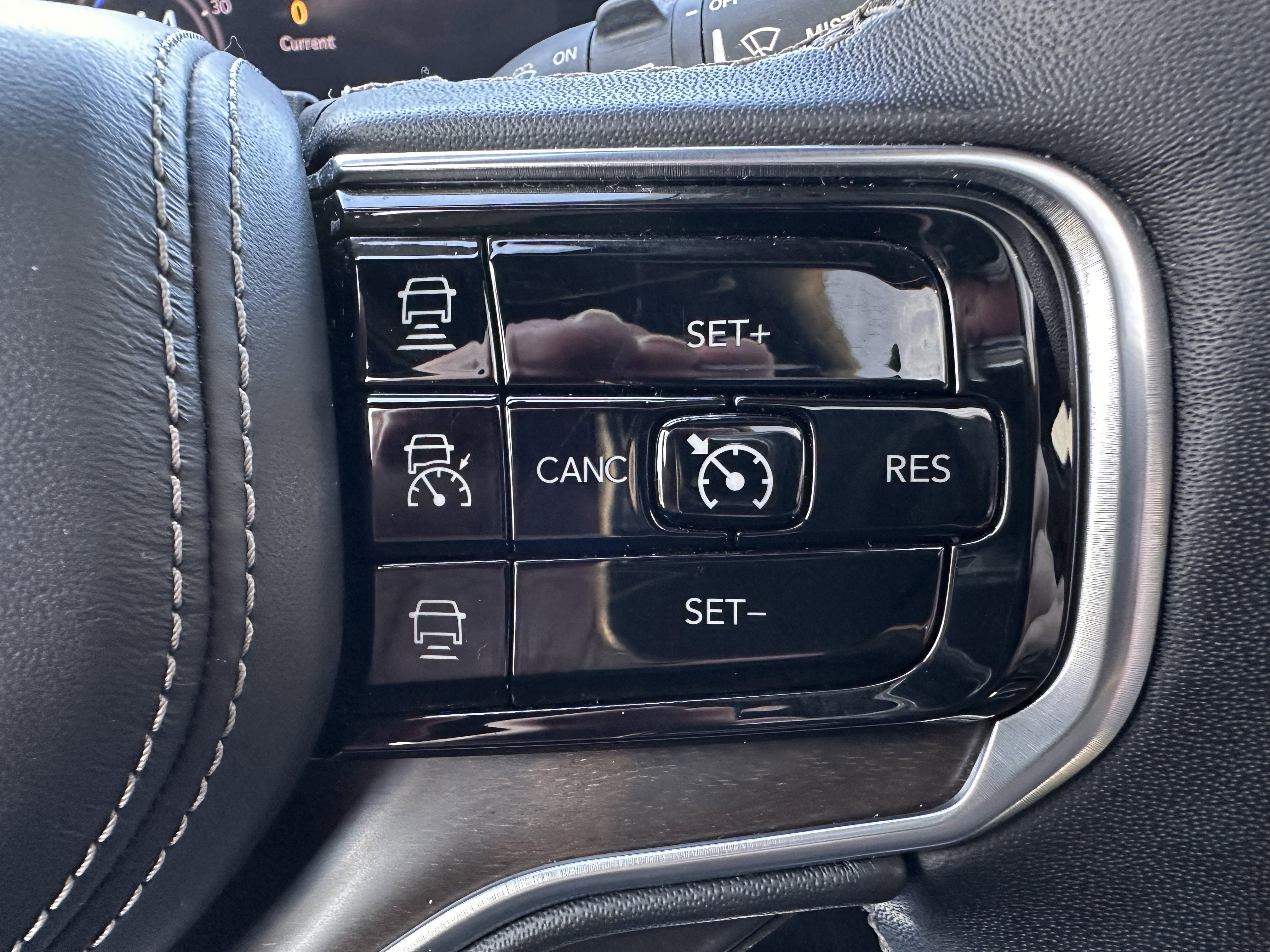 2023 Jeep Grand Wagoneer L Series II