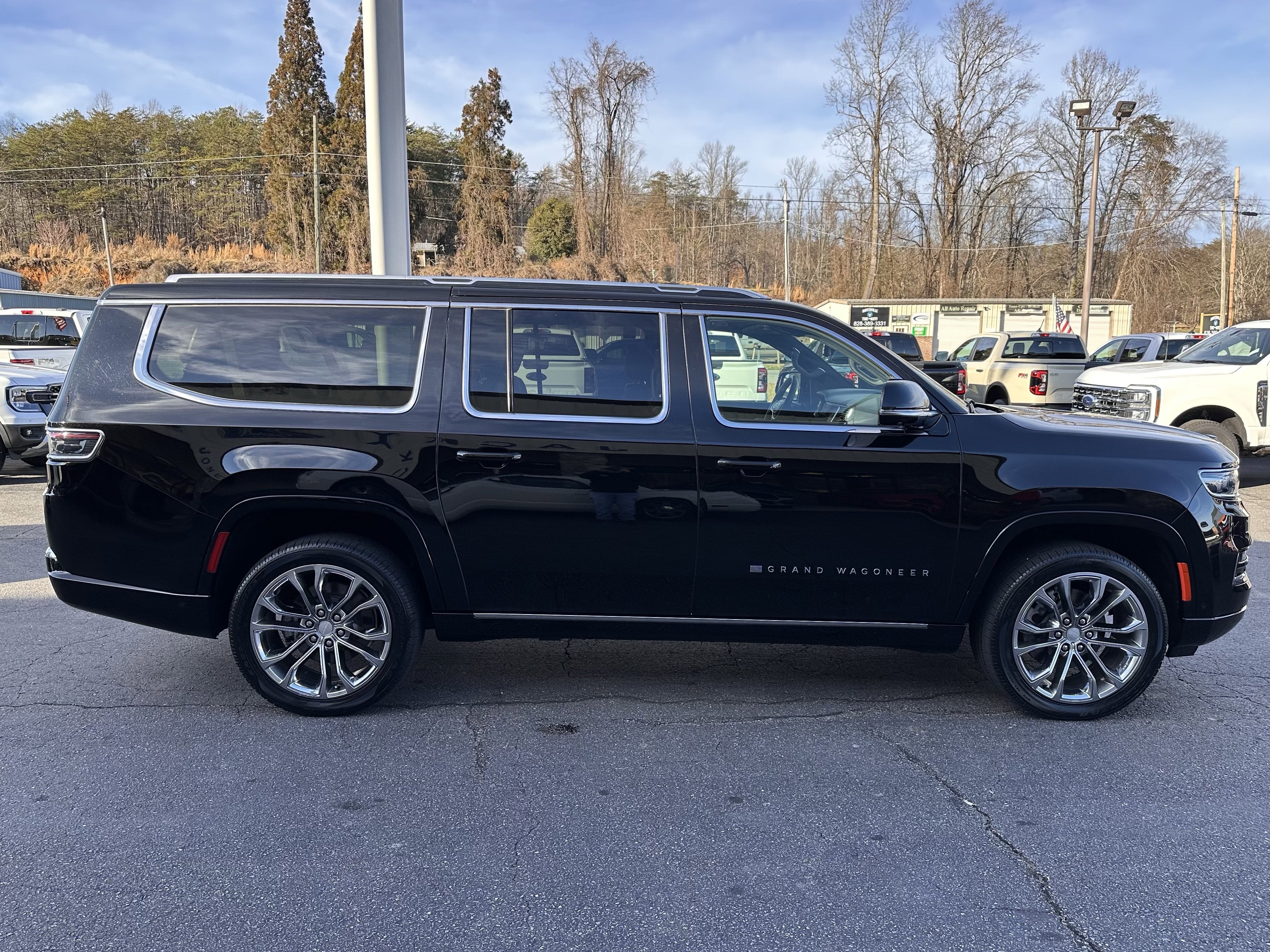 2023 Jeep Grand Wagoneer L Series II