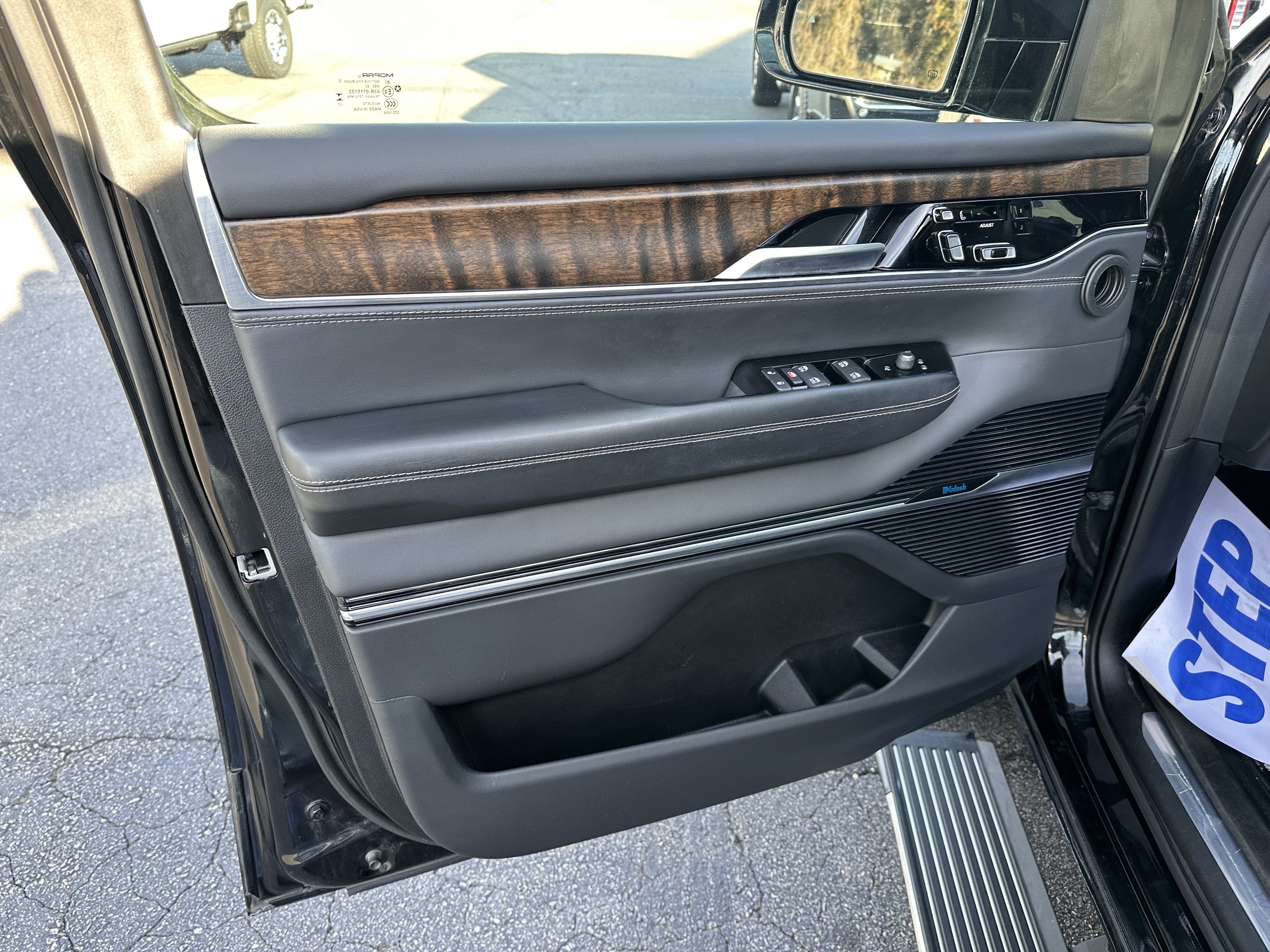 2023 Jeep Grand Wagoneer L Series II