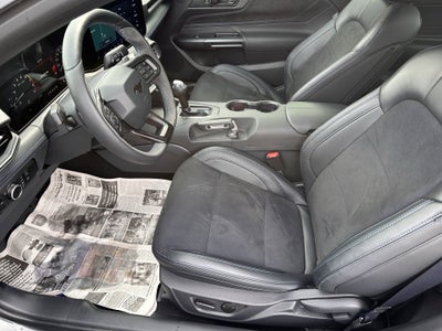 2025 Ford Mustang Dark Horse