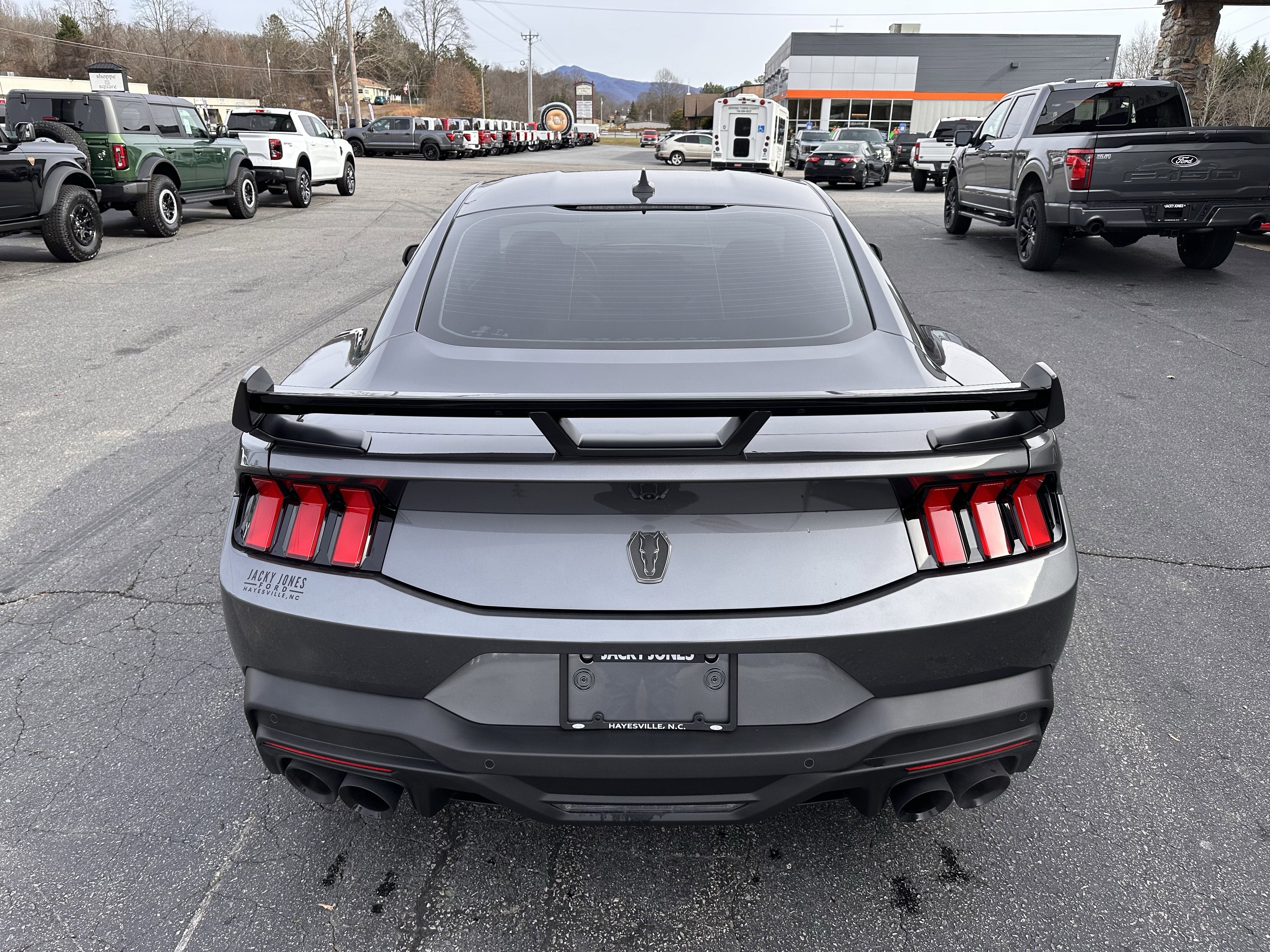 2025 Ford Mustang Dark Horse
