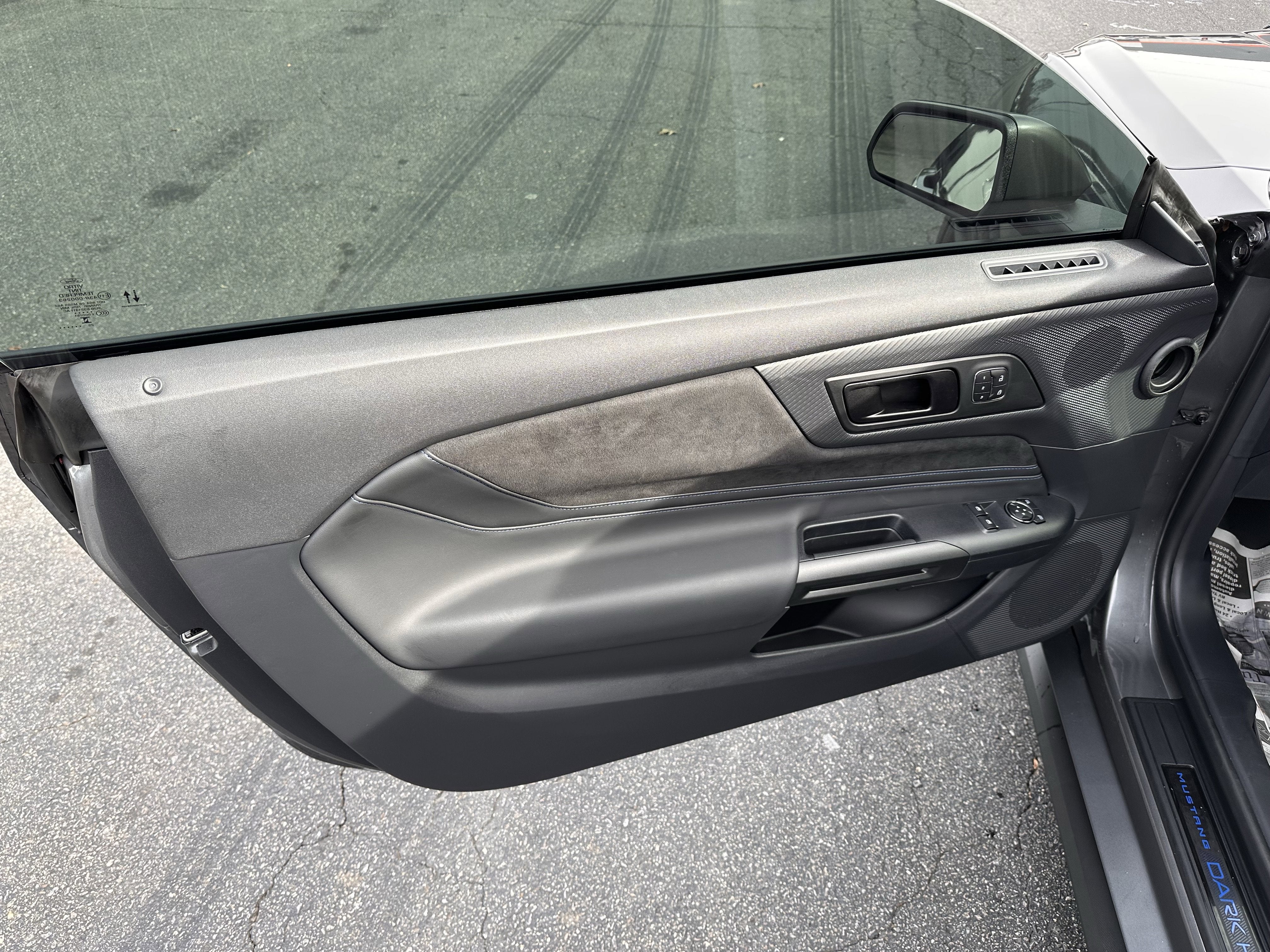 2025 Ford Mustang Dark Horse