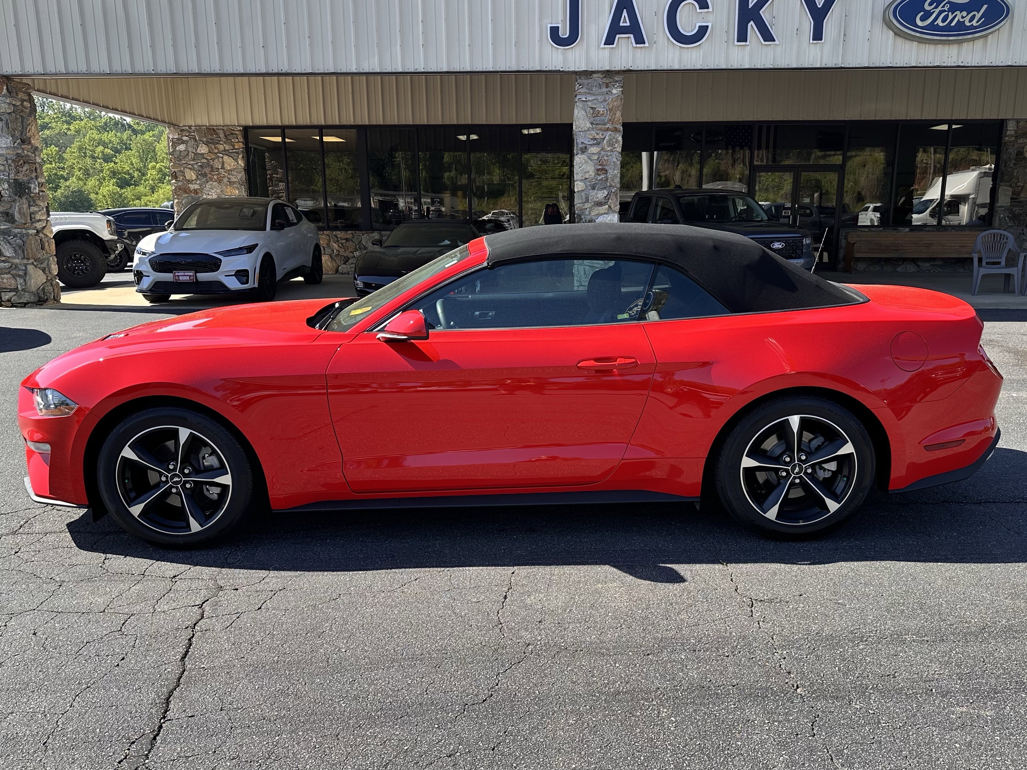 2018 Ford Mustang EcoBoost