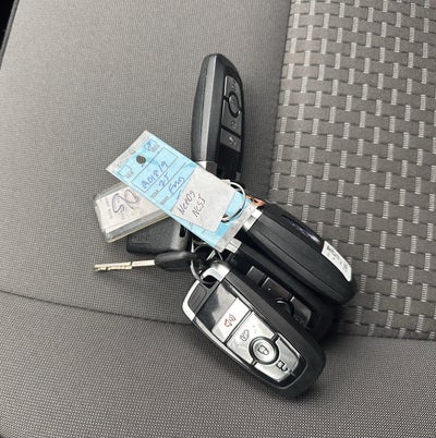 2025 Ford Transit MR Passenger Wagon XL