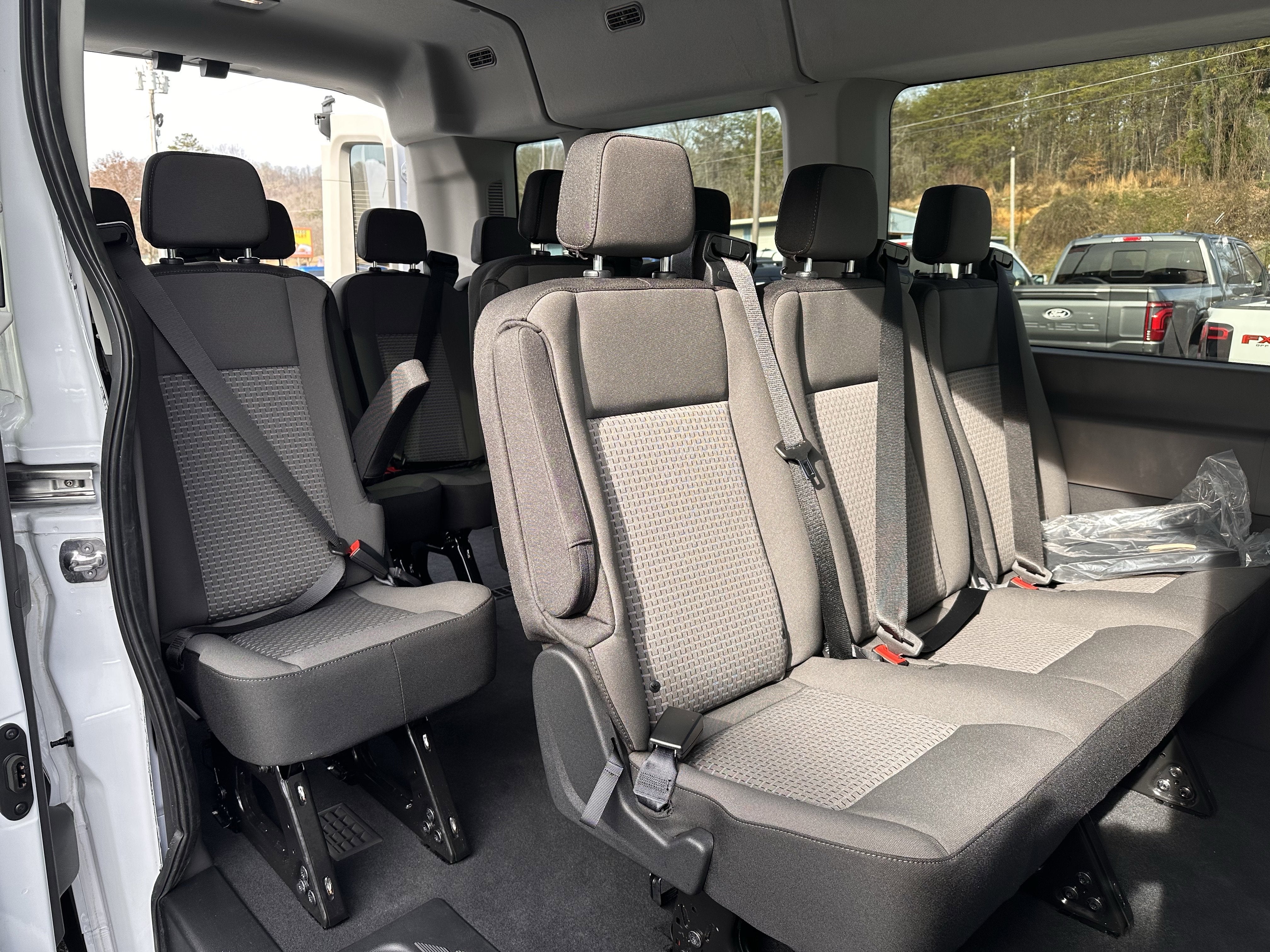 2024 Ford Transit Passenger Wagon XLT