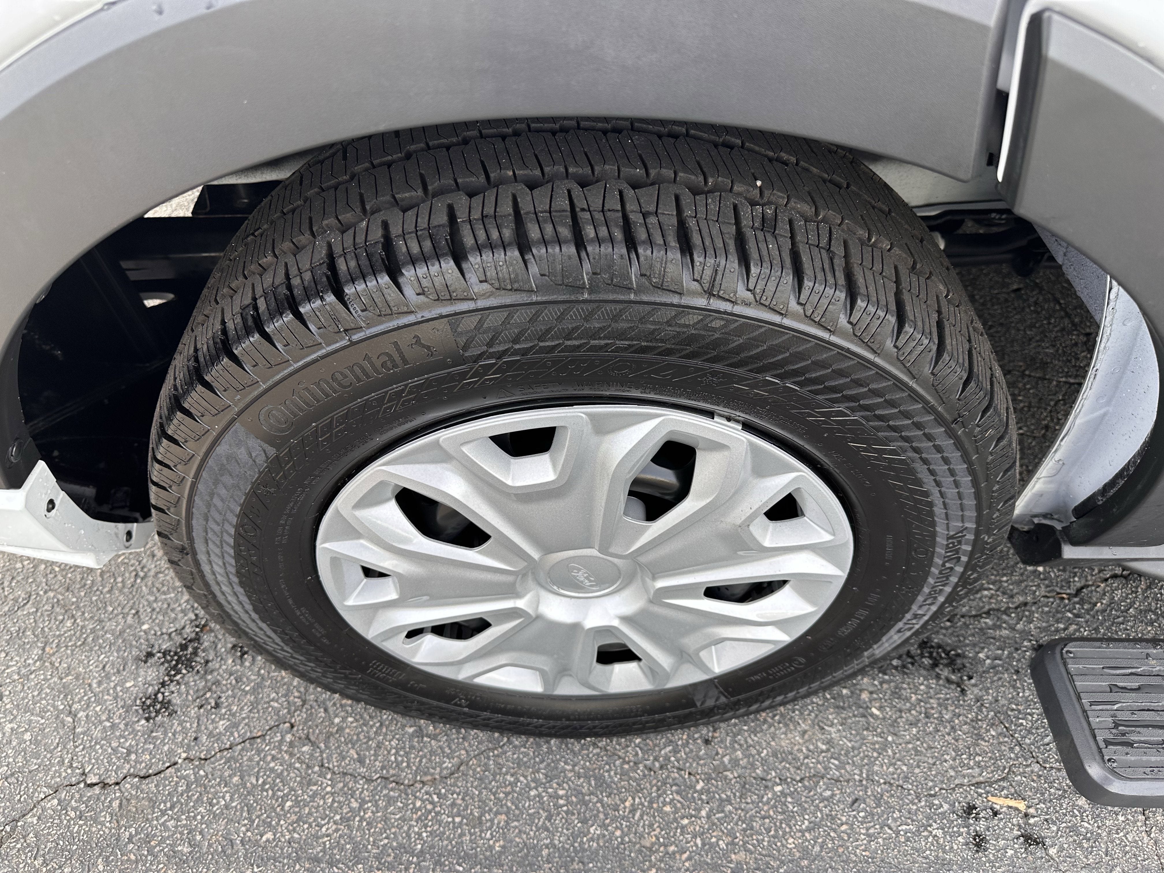 2024 Ford Transit Passenger Wagon XLT