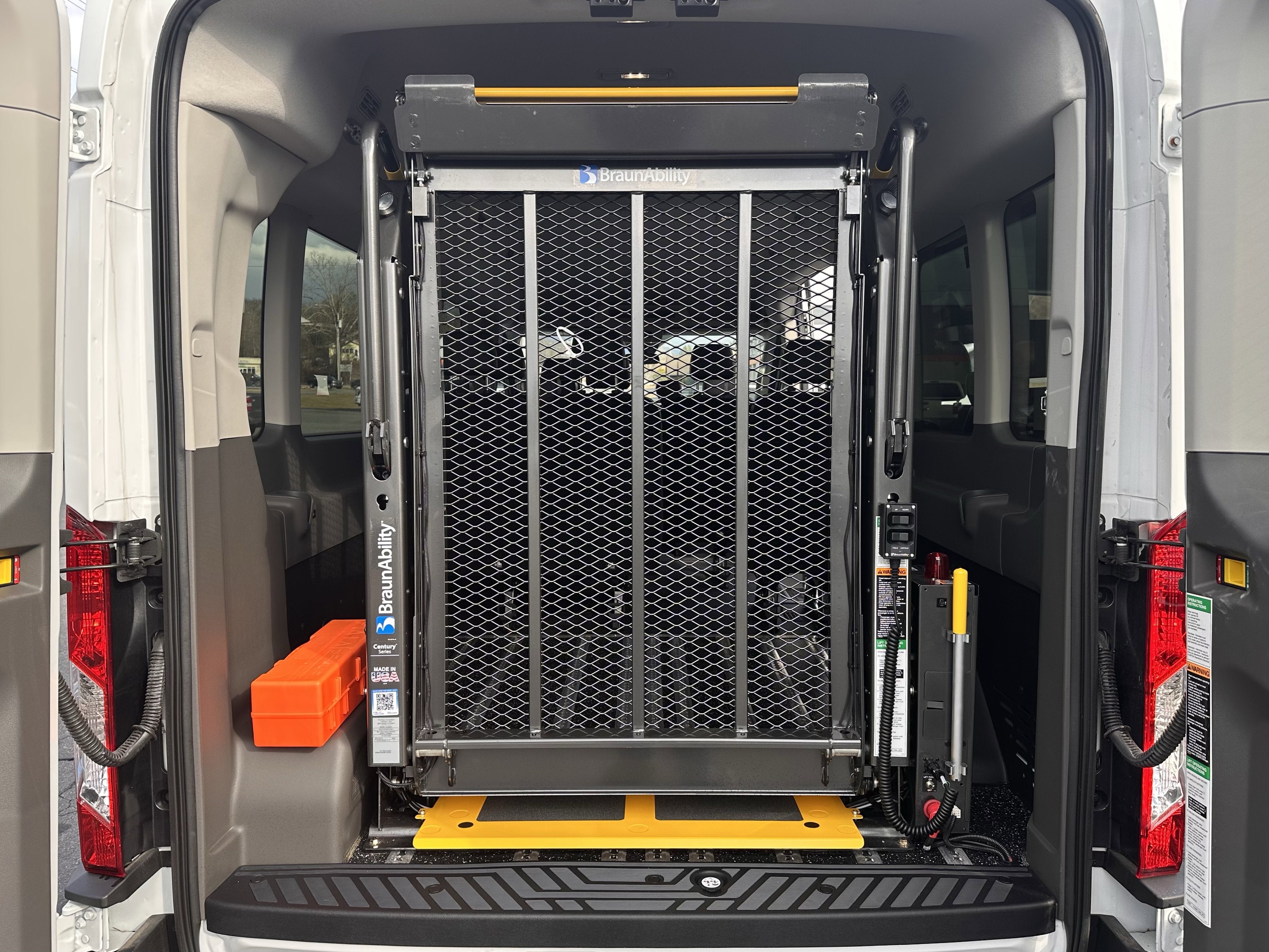 2024 Ford Transit MR Passenger Wheel Chair XL