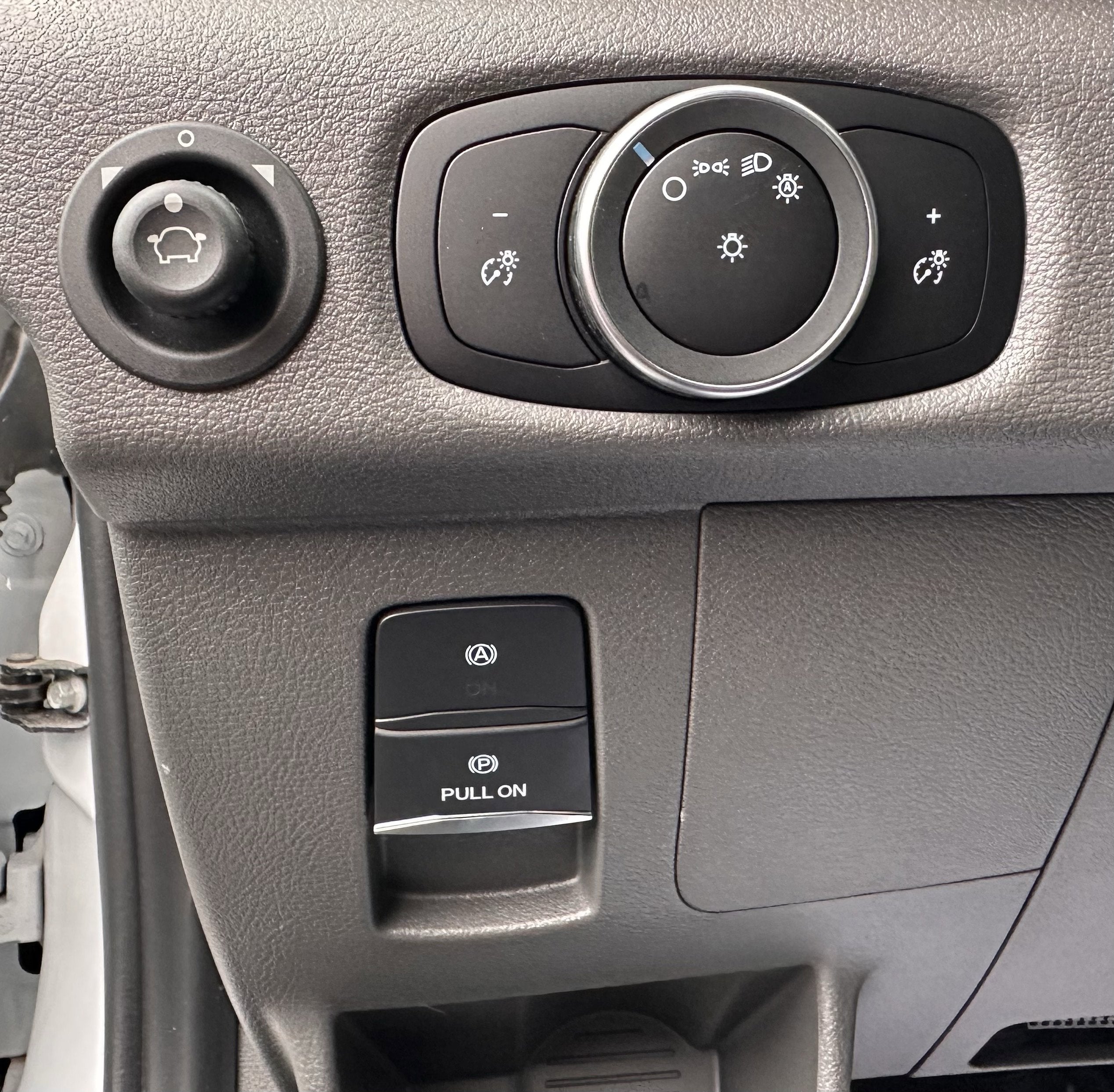 2024 Ford Transit MR Passenger Wheel Chair XL