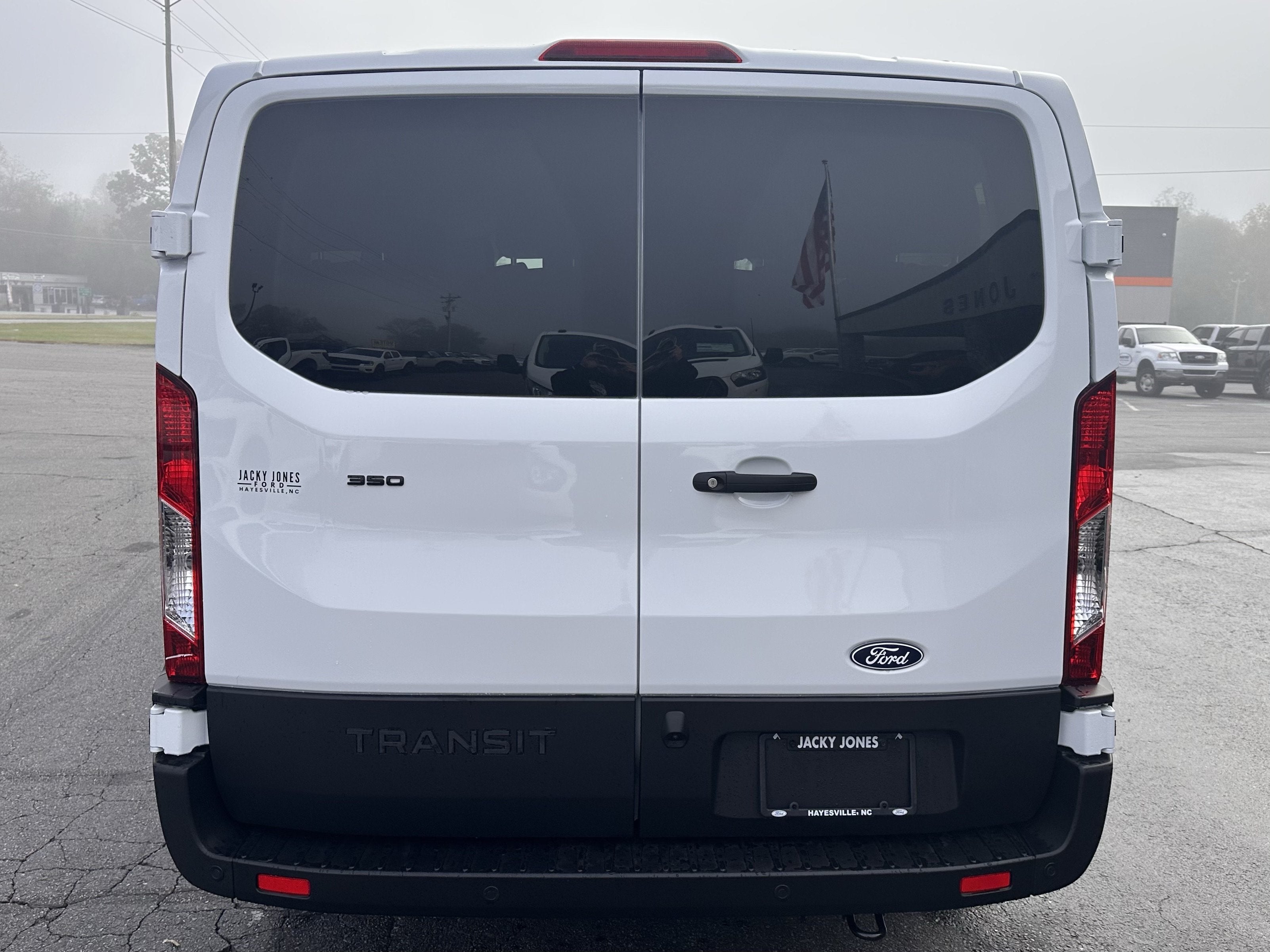 2027 Ford Transit Passenger Wagon XL