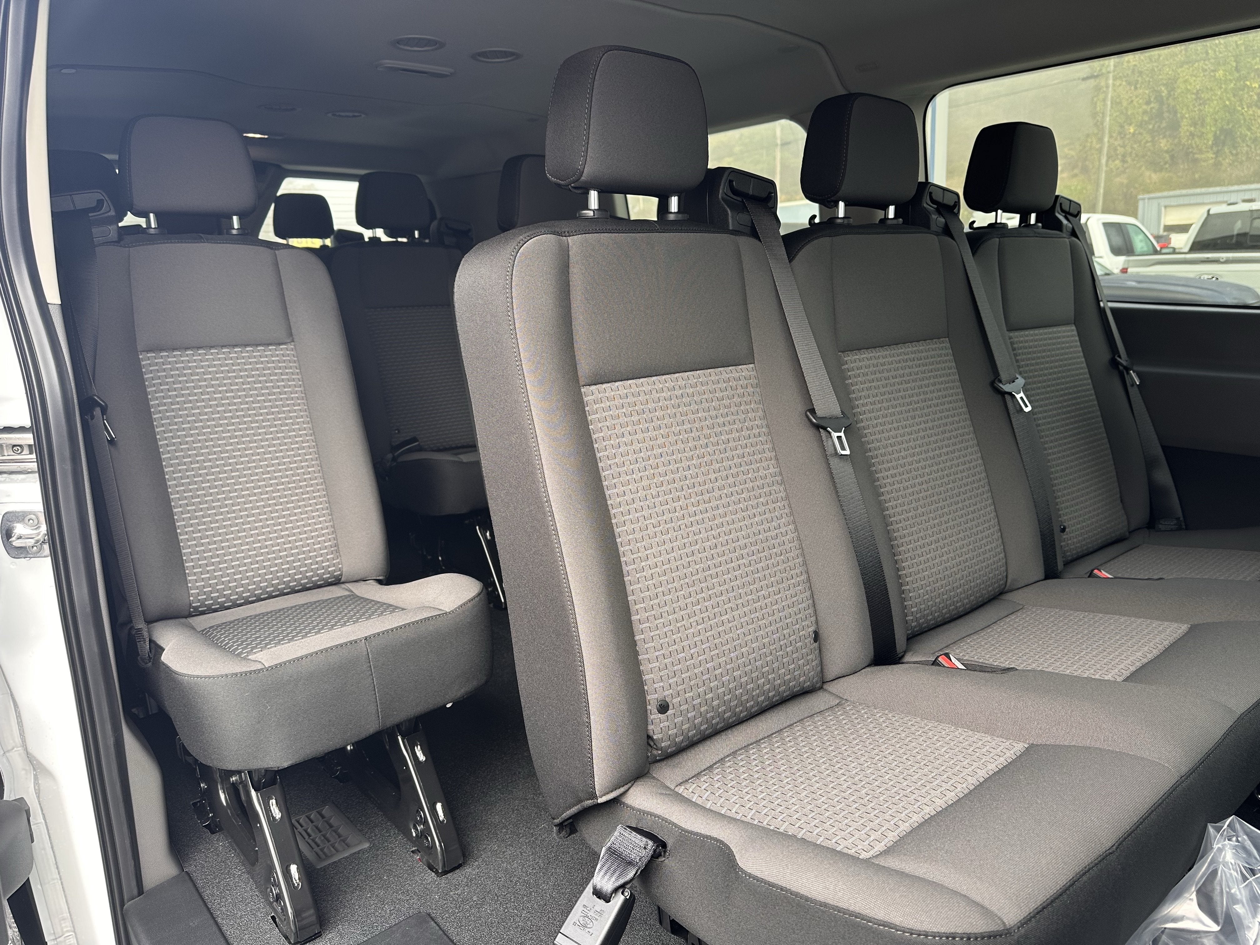 2027 Ford Transit Passenger Wagon XL
