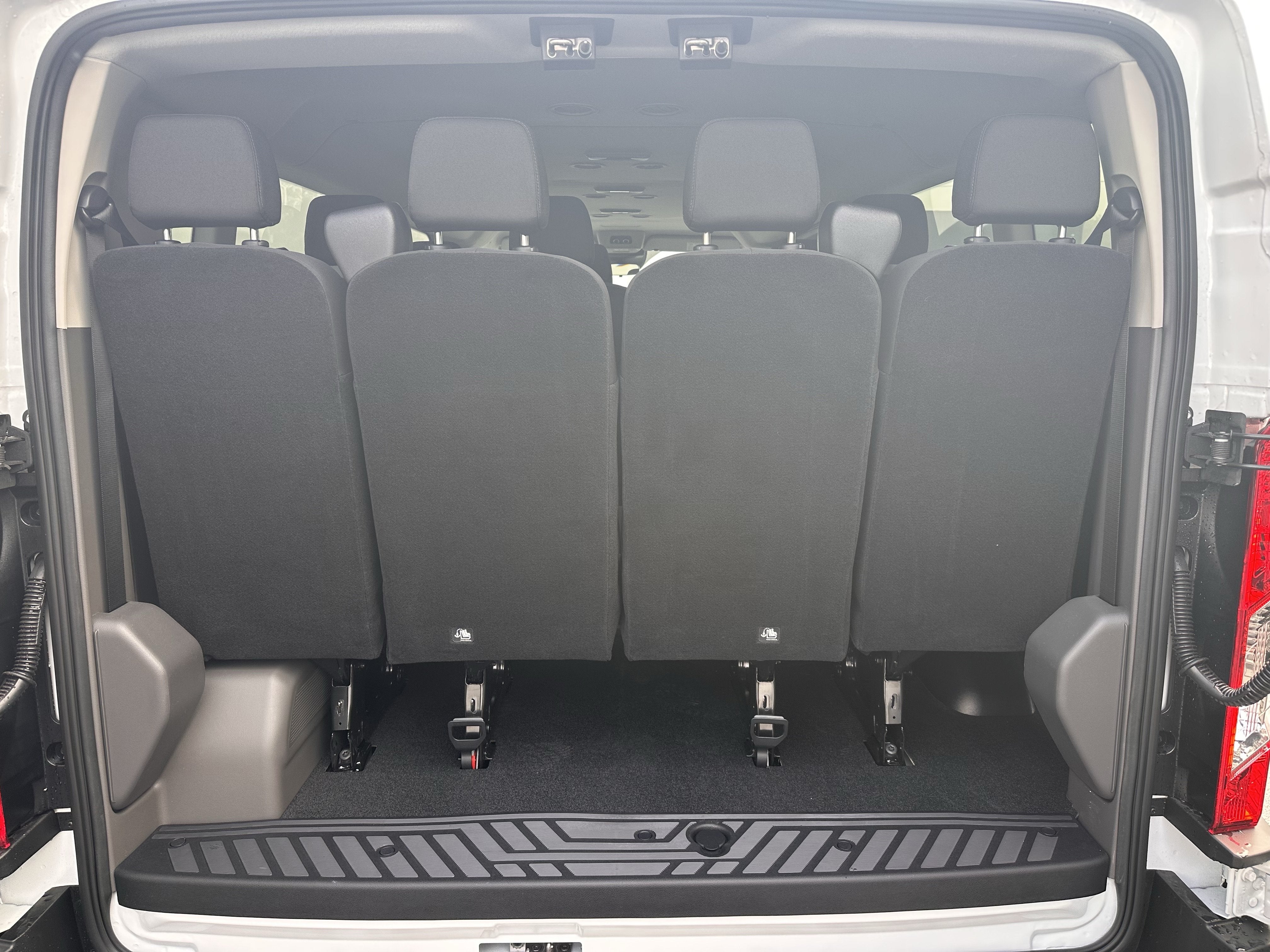 2027 Ford Transit Passenger Wagon XL