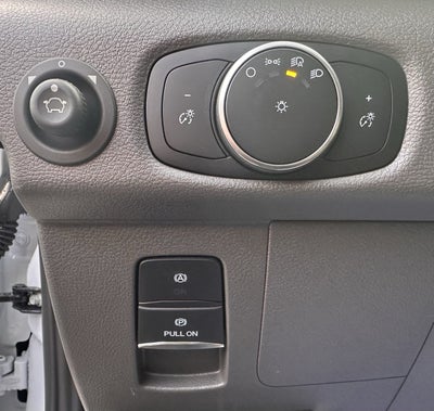2027 Ford Transit Passenger Wagon XL