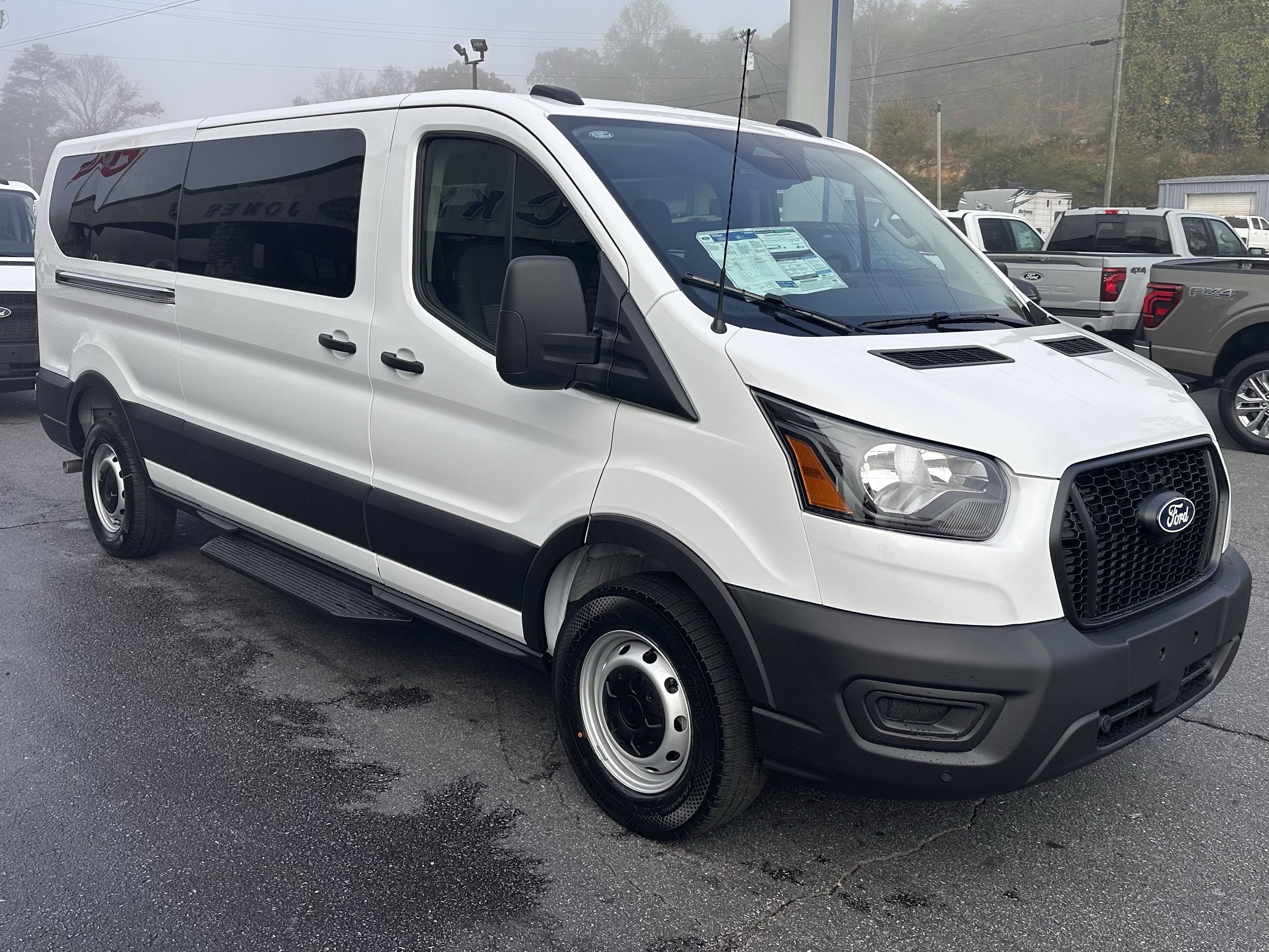 2027 Ford Transit Passenger Wagon XL