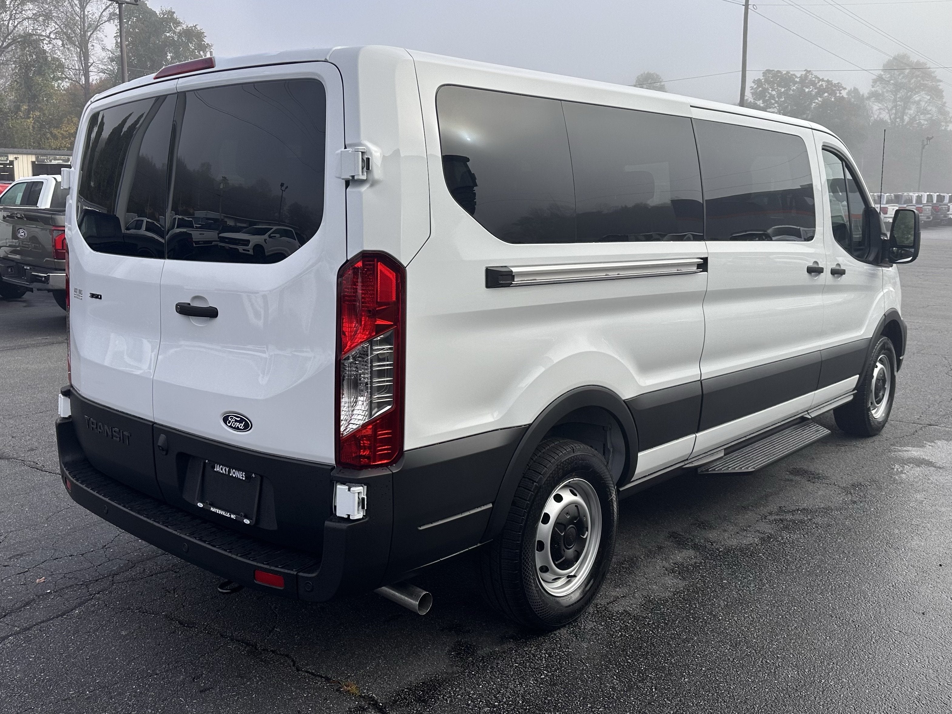 2027 Ford Transit Passenger Wagon XL