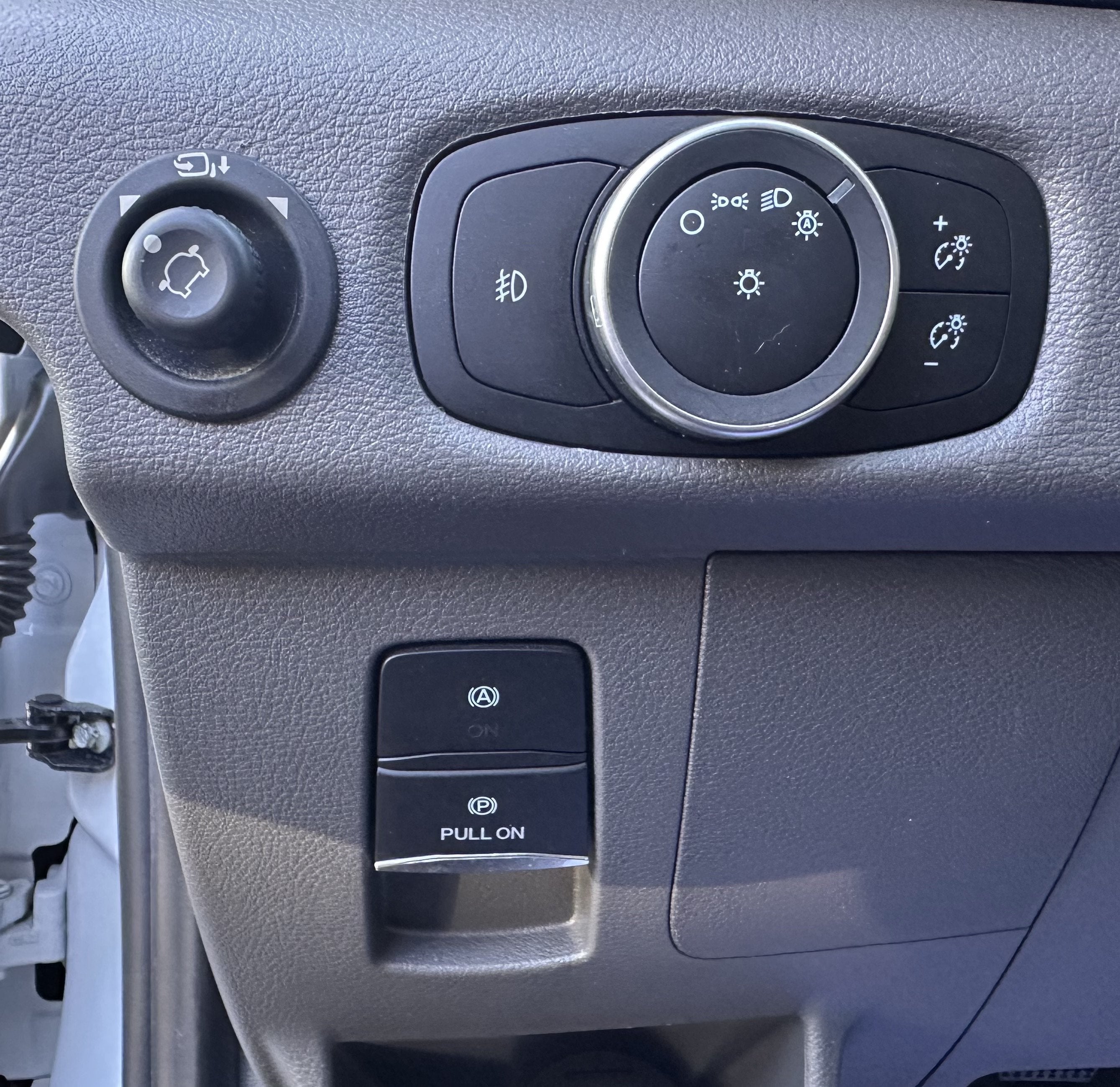 2024 Ford Transit Passenger Wagon XL