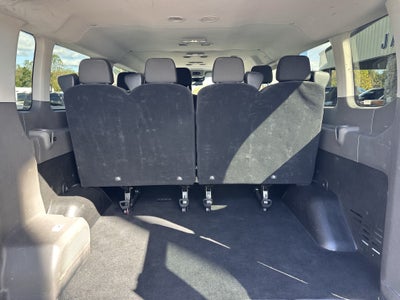 2024 Ford Transit Passenger Wagon XL