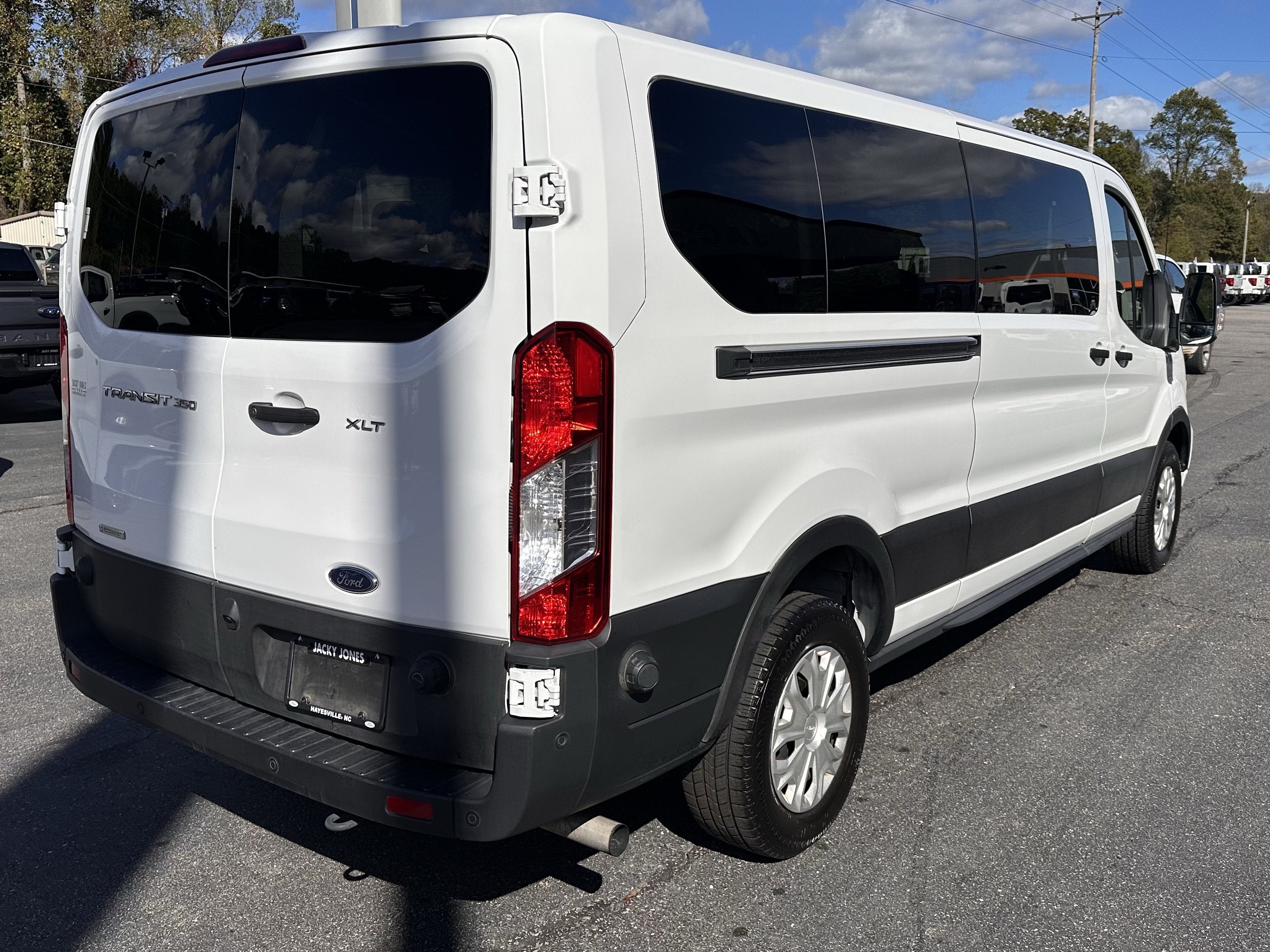 2024 Ford Transit Passenger Wagon XL