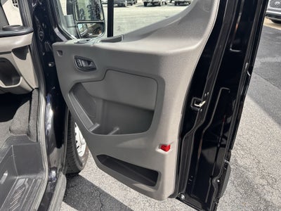 2025 Ford Transit Passenger Wagon XLT