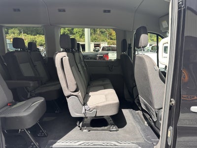 2025 Ford Transit Passenger Wagon XLT