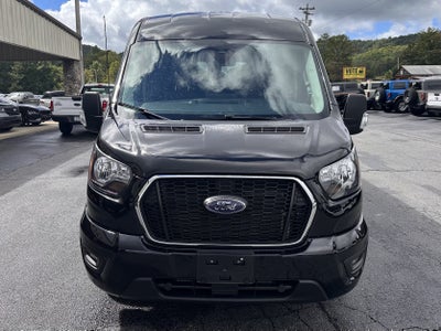 2025 Ford Transit Passenger Wagon XLT