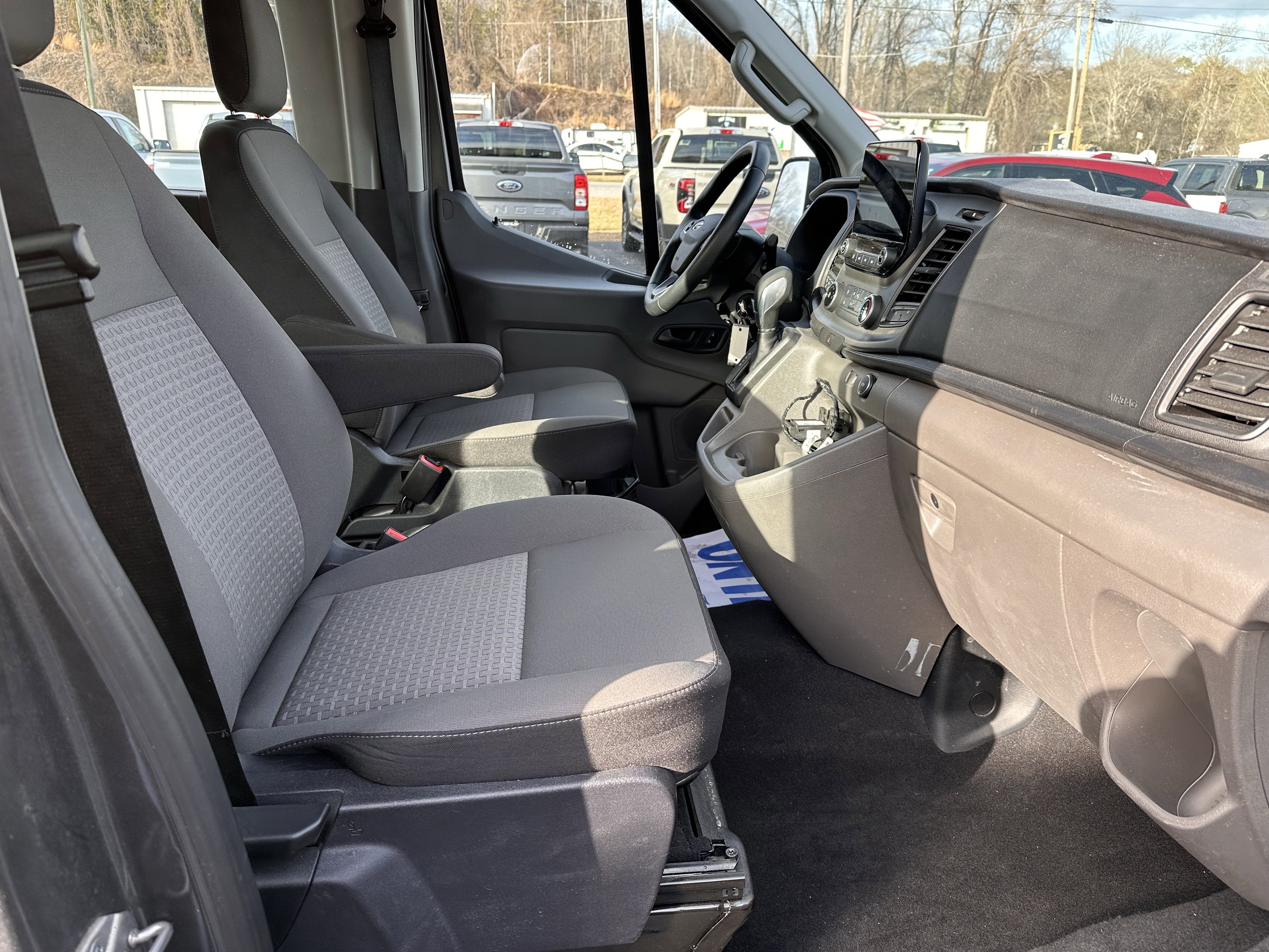 2020 Ford Transit MR Passenger Wagon XLT