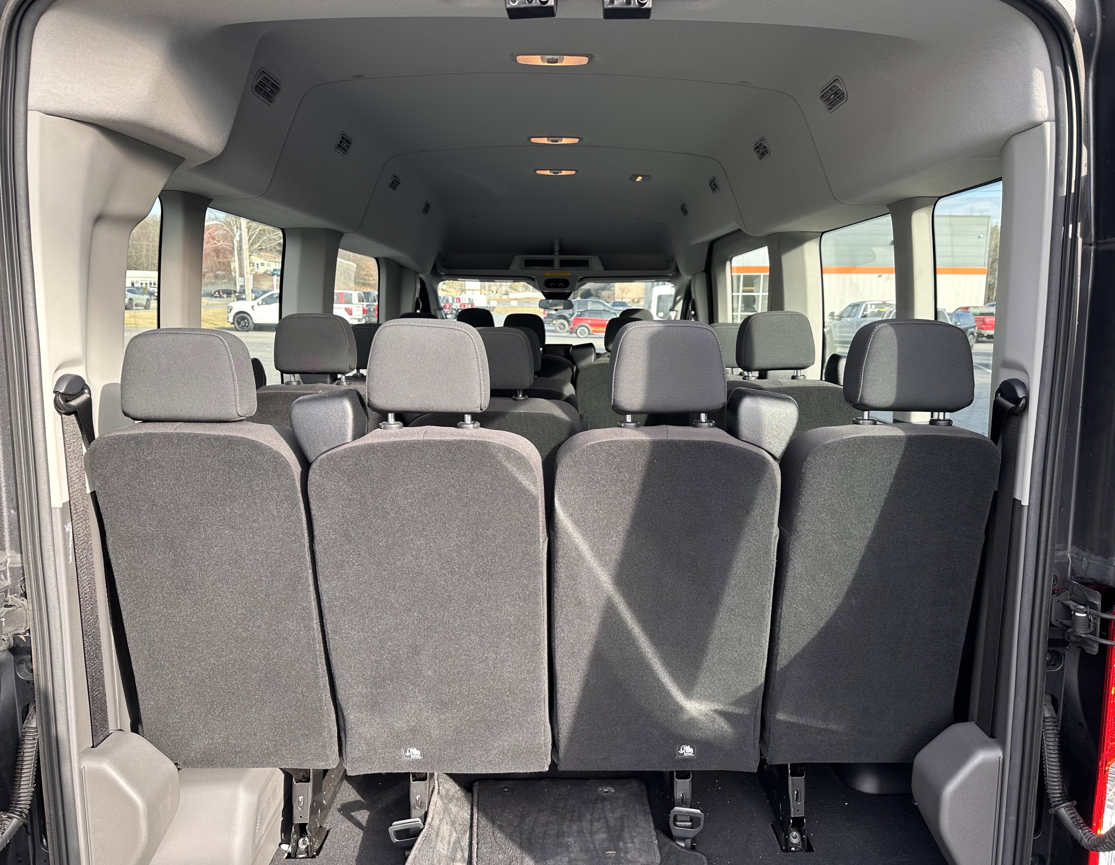 2020 Ford Transit MR Passenger Wagon XLT