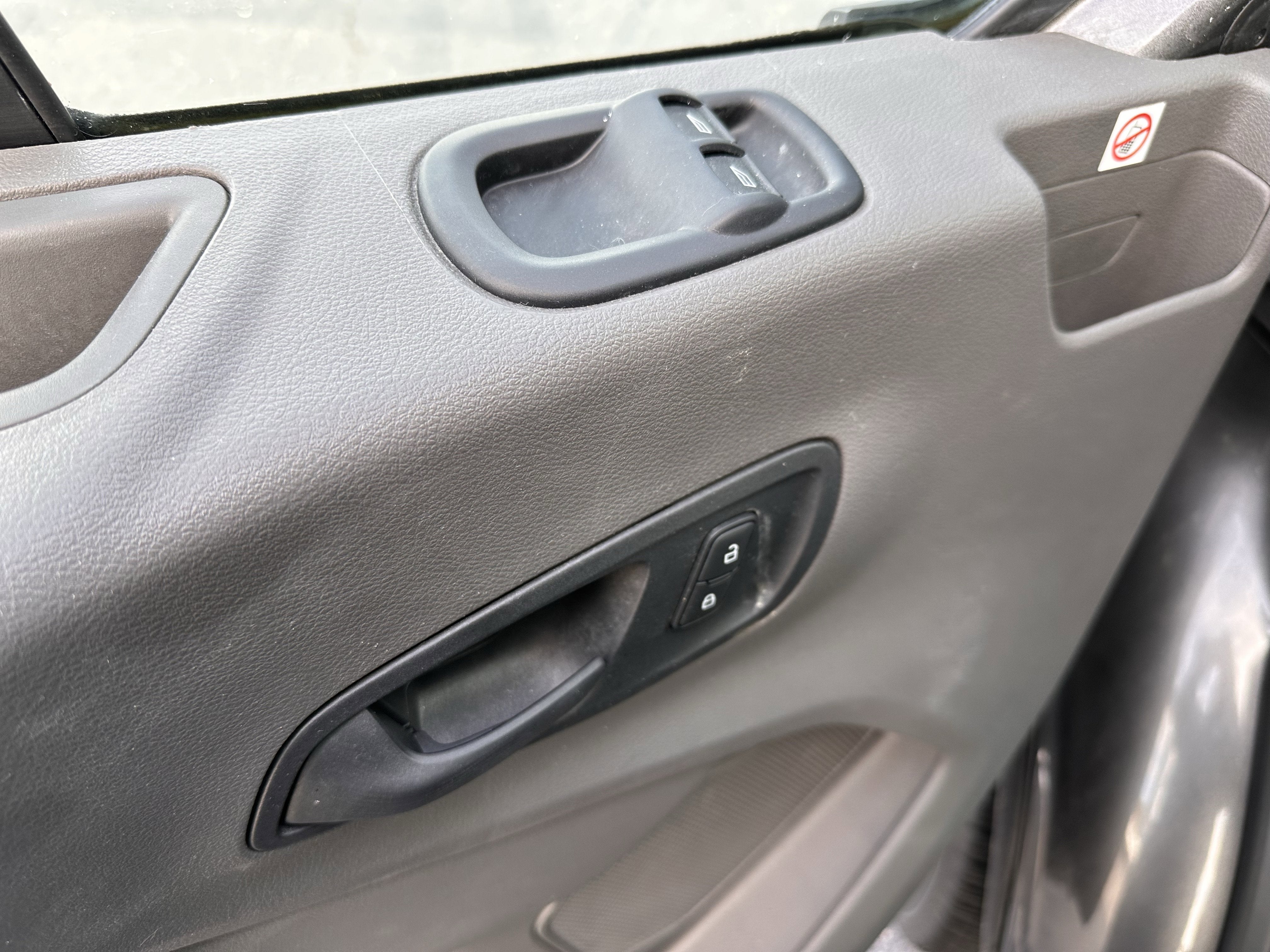 2020 Ford Transit MR Passenger Wagon XLT