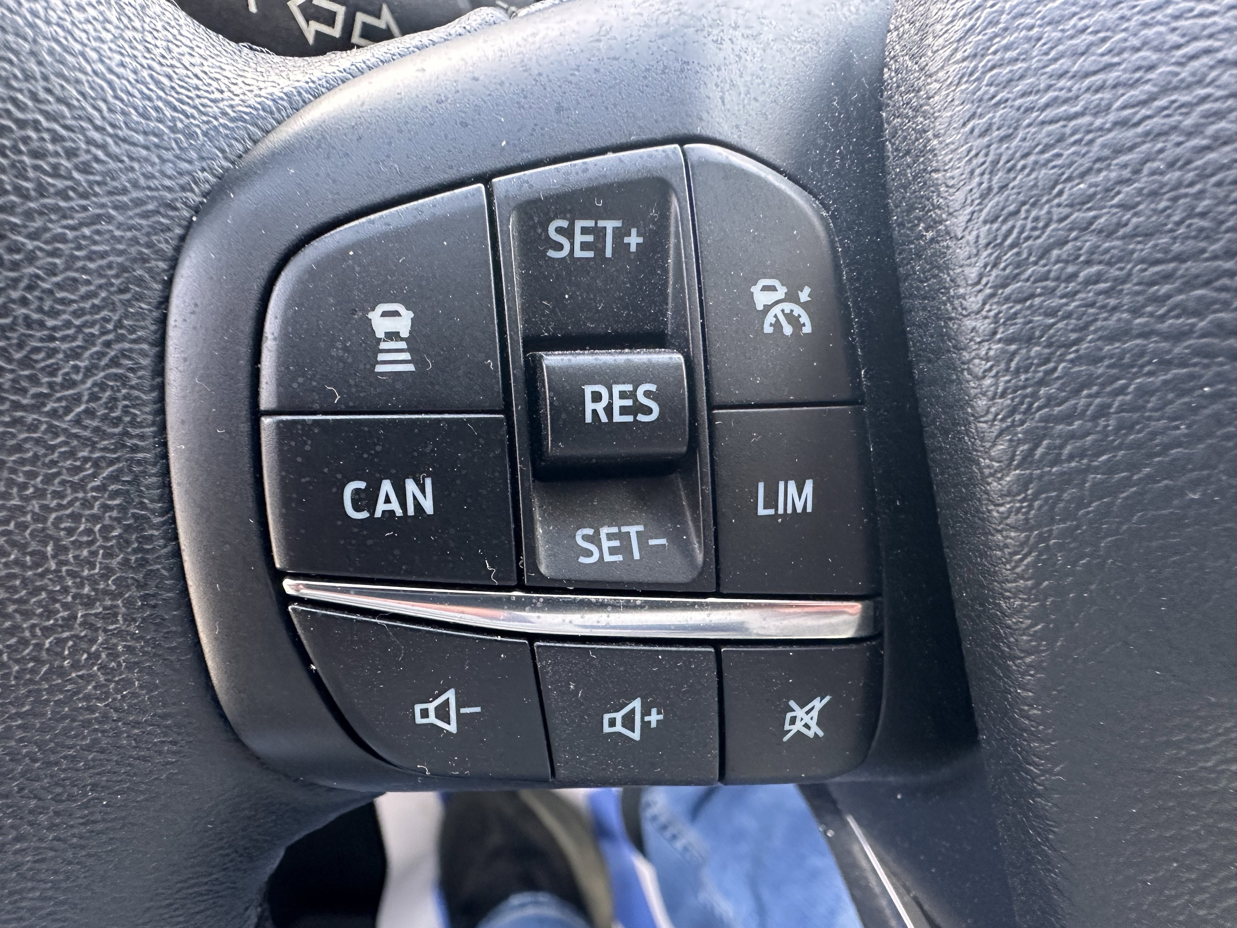 2020 Ford Transit MR Passenger Wagon XLT