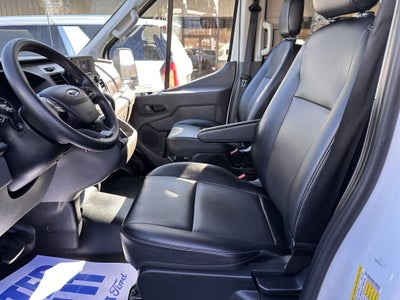 2023 Ford Transit HR Passenger Wagon XL