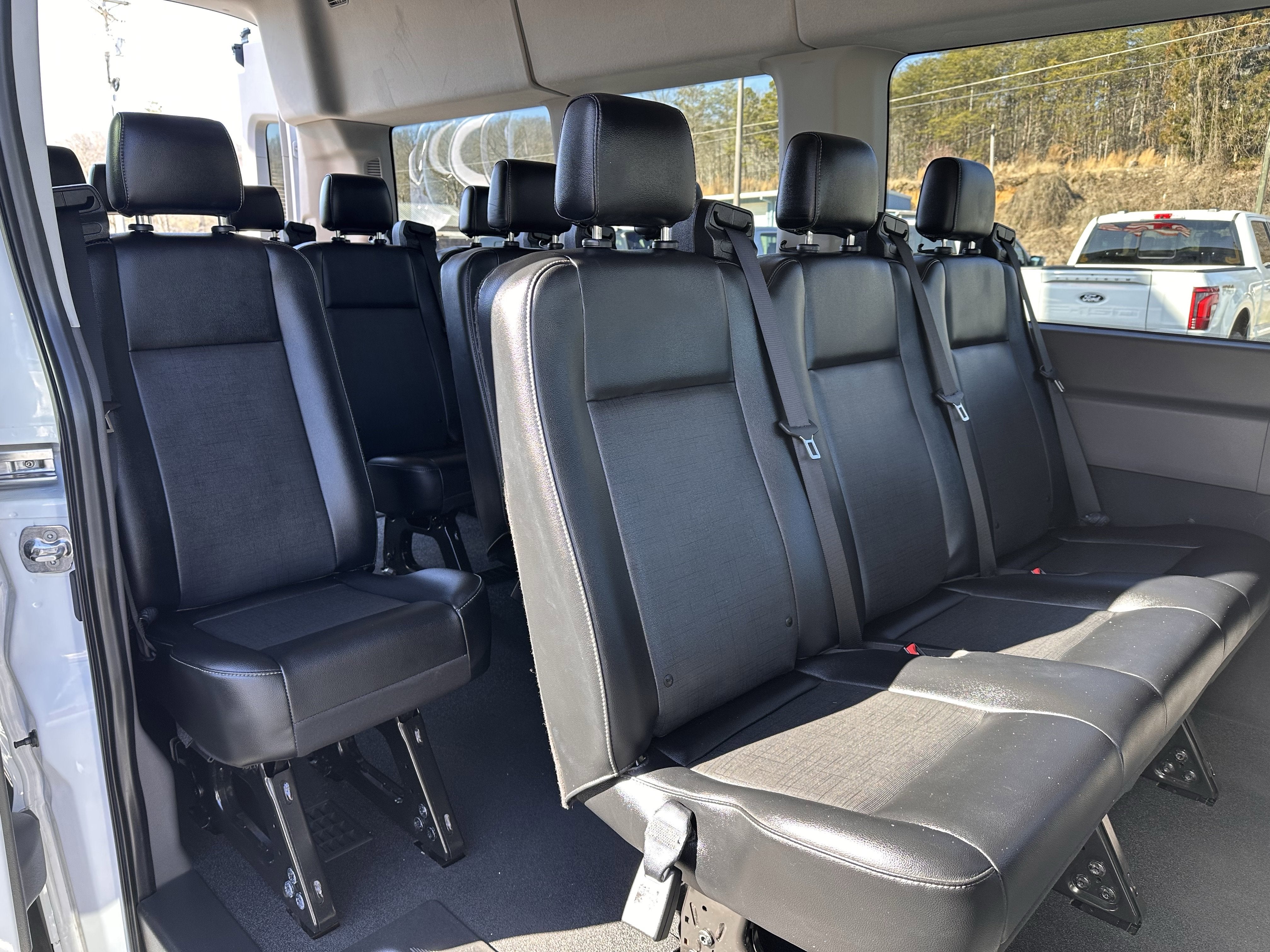 2023 Ford Transit HR Passenger Wagon XL