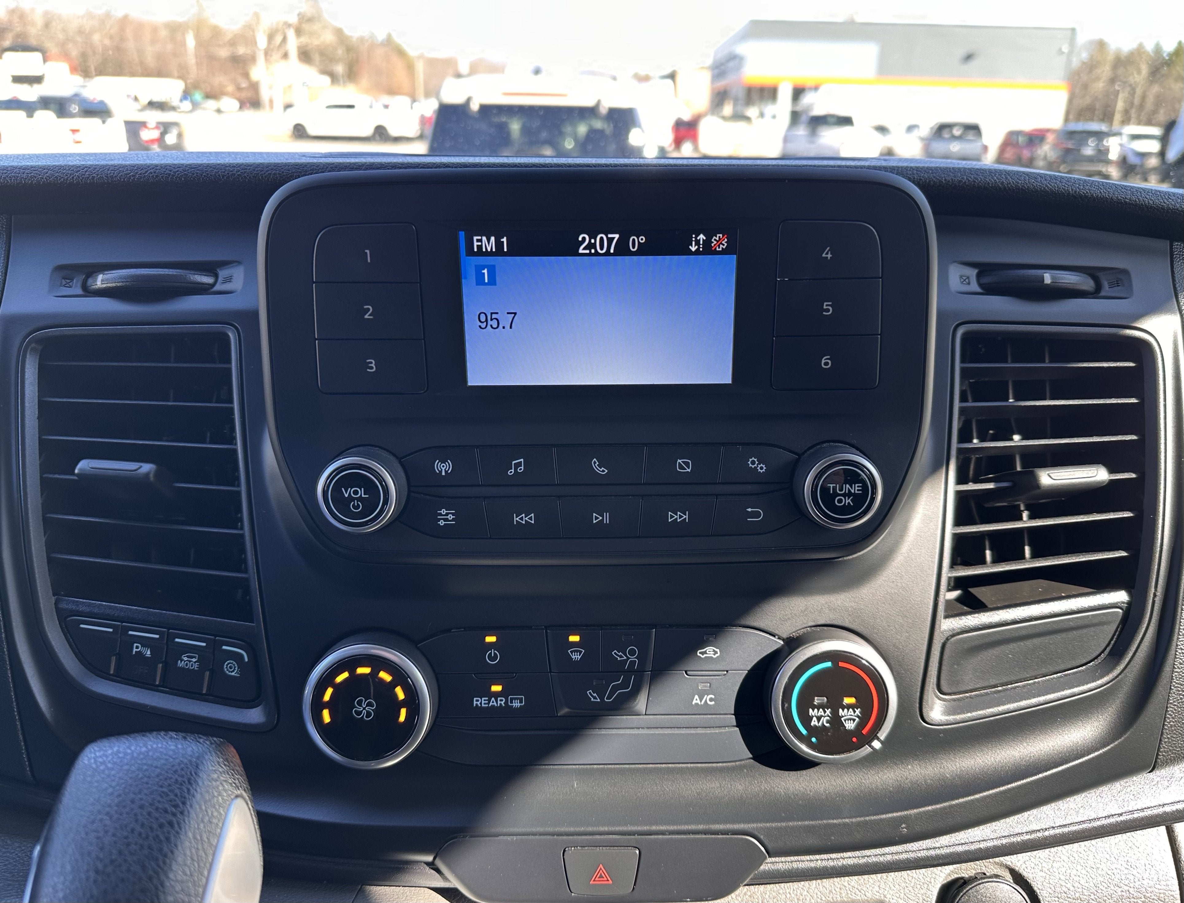 2023 Ford Transit HR Passenger Wagon XL