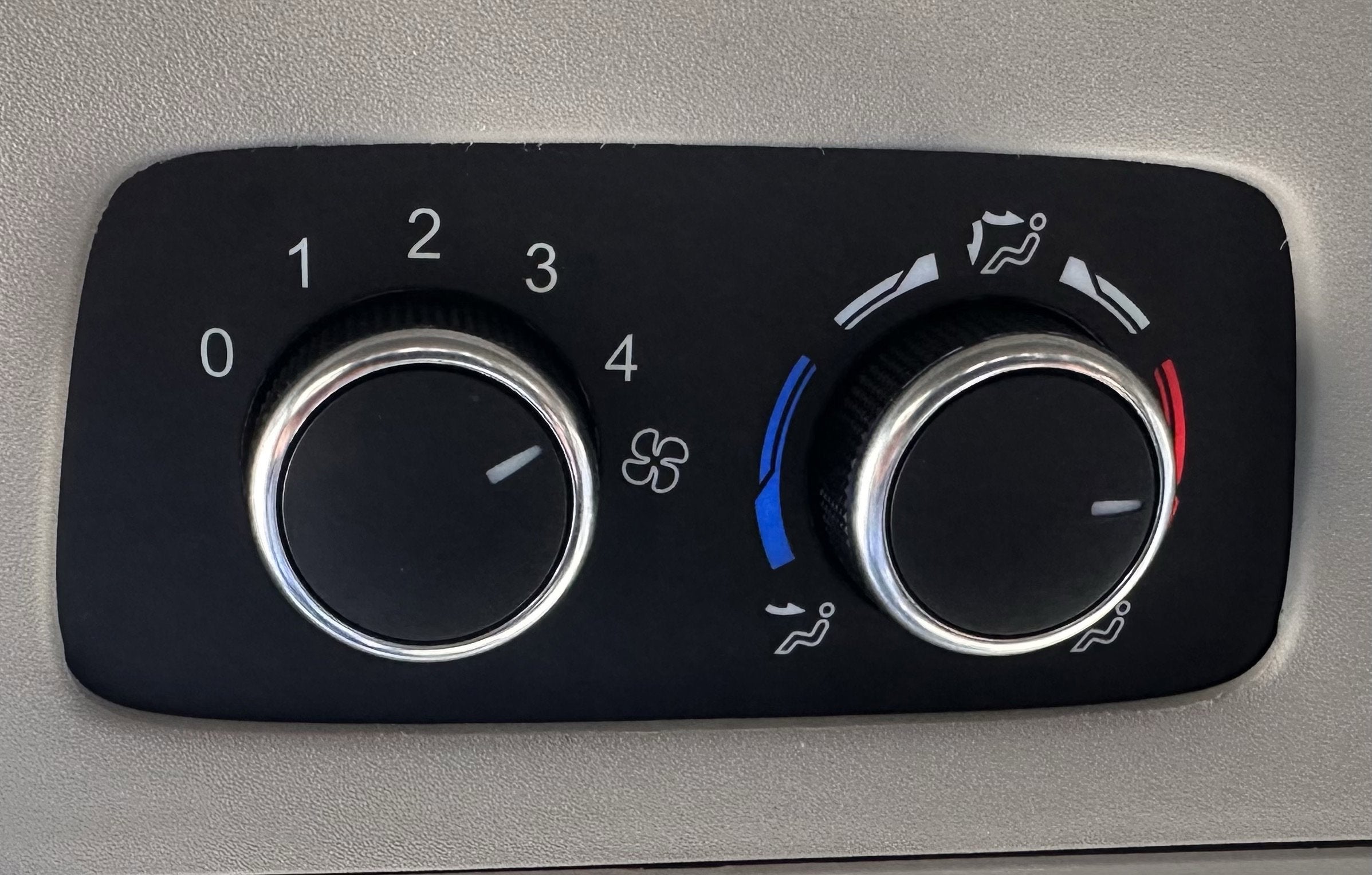 2023 Ford Transit HR Passenger Wagon XL