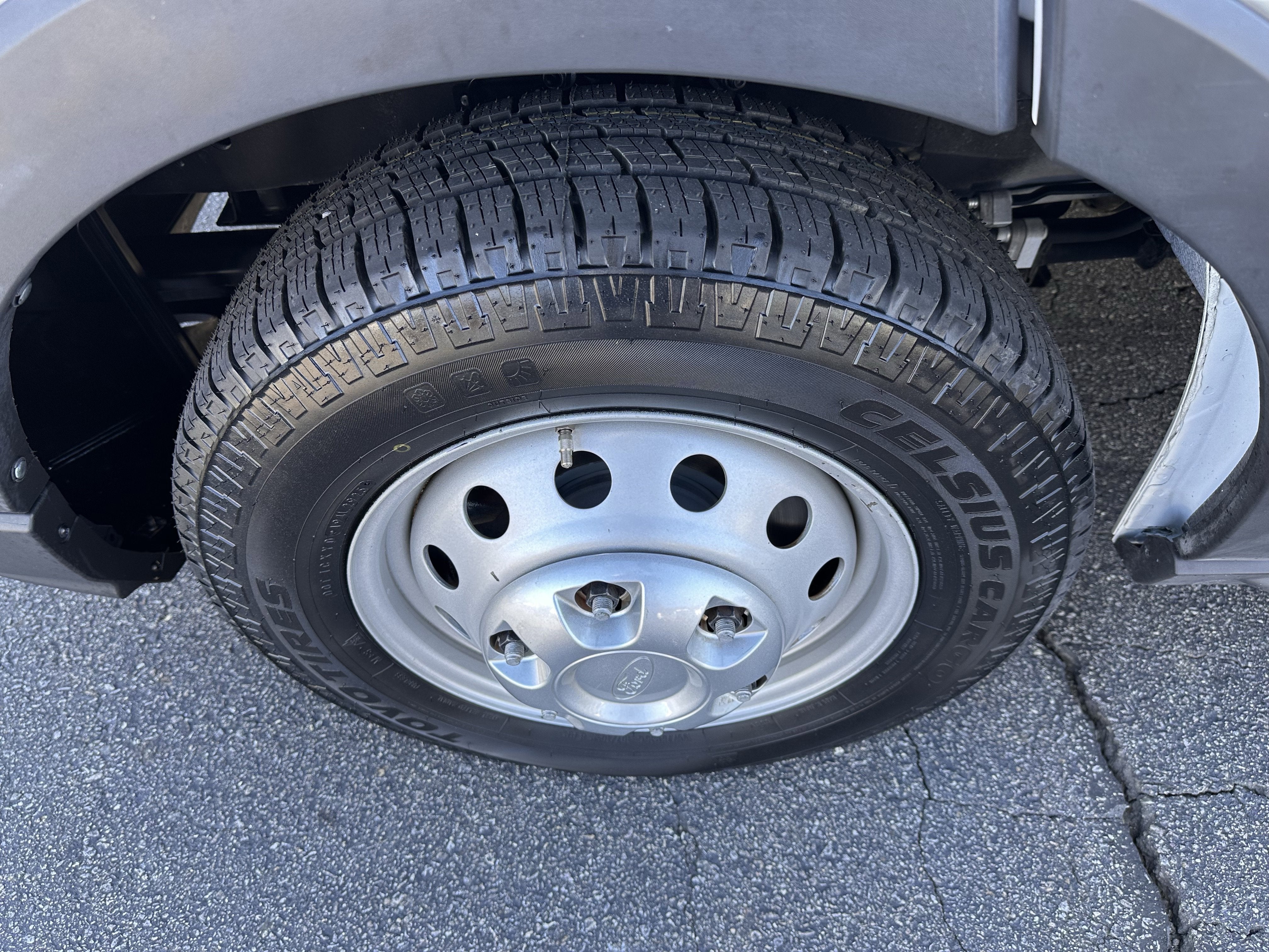 2023 Ford Transit HR Passenger Wagon XL