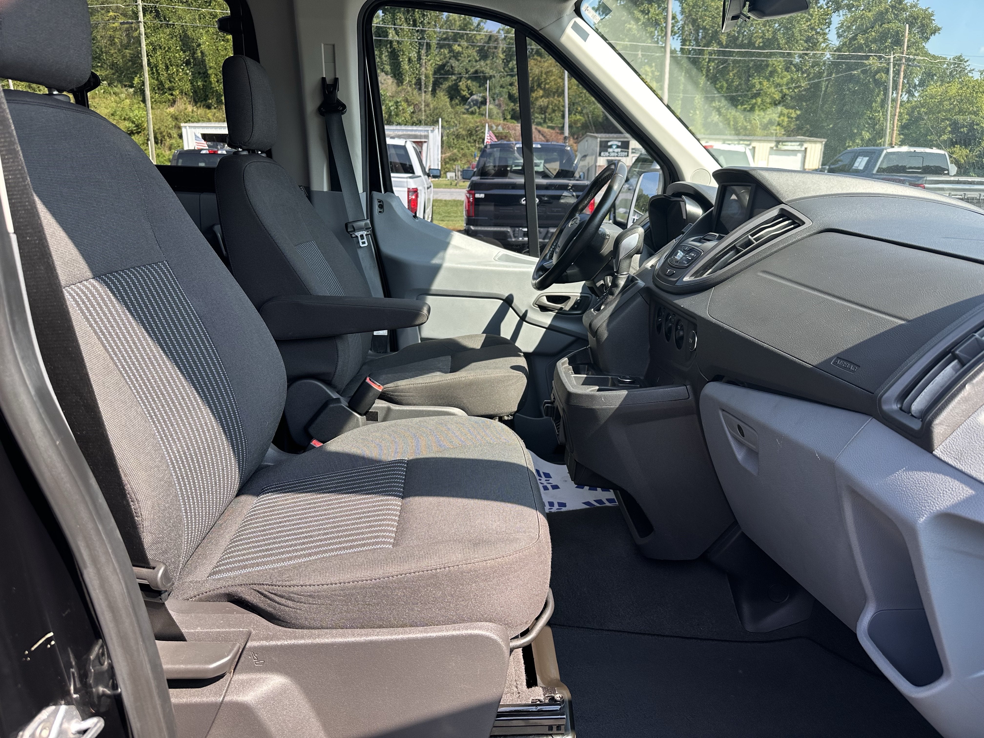 2019 Ford Transit Passenger Wagon XLT