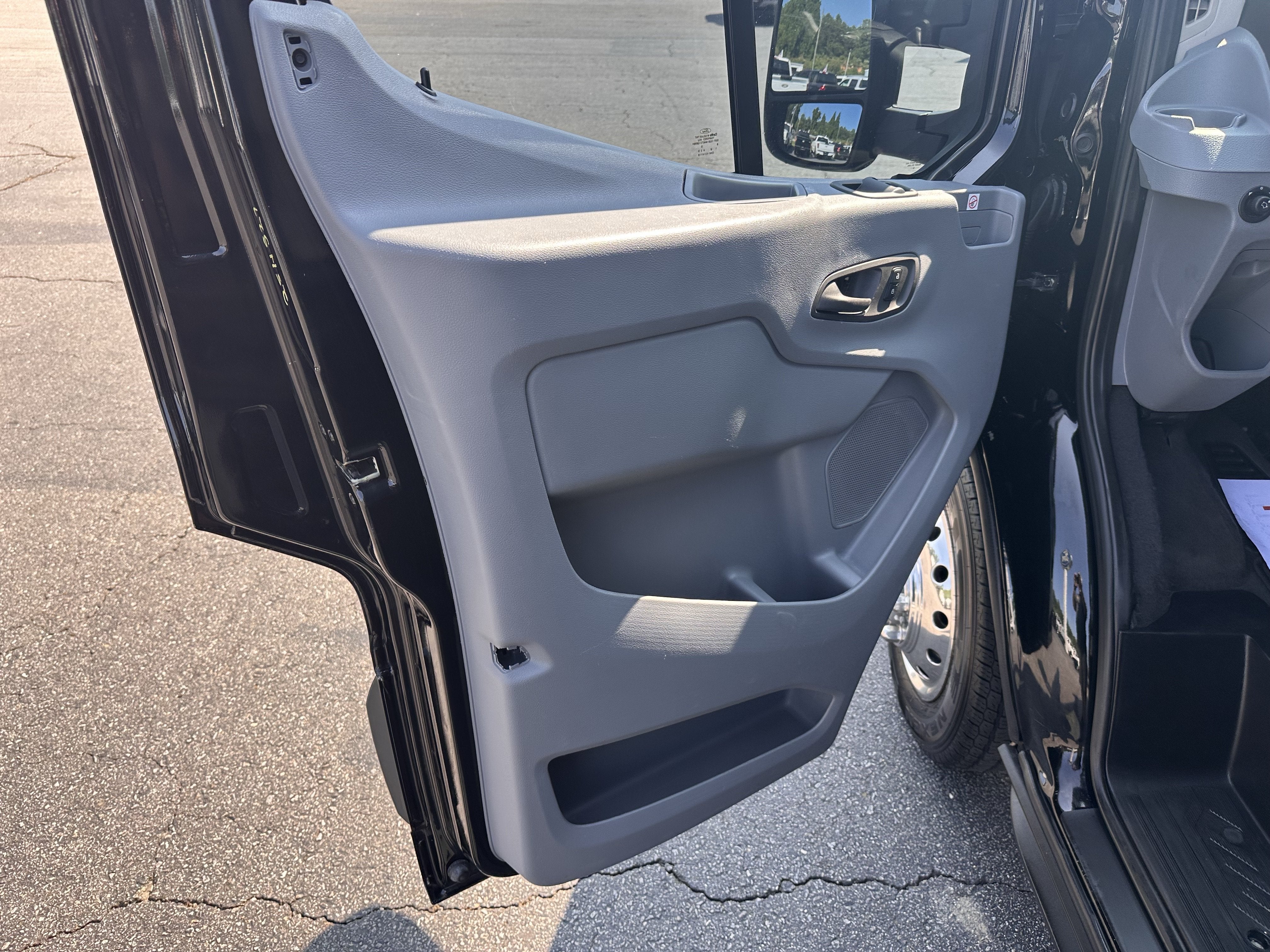 2019 Ford Transit Passenger Wagon XLT