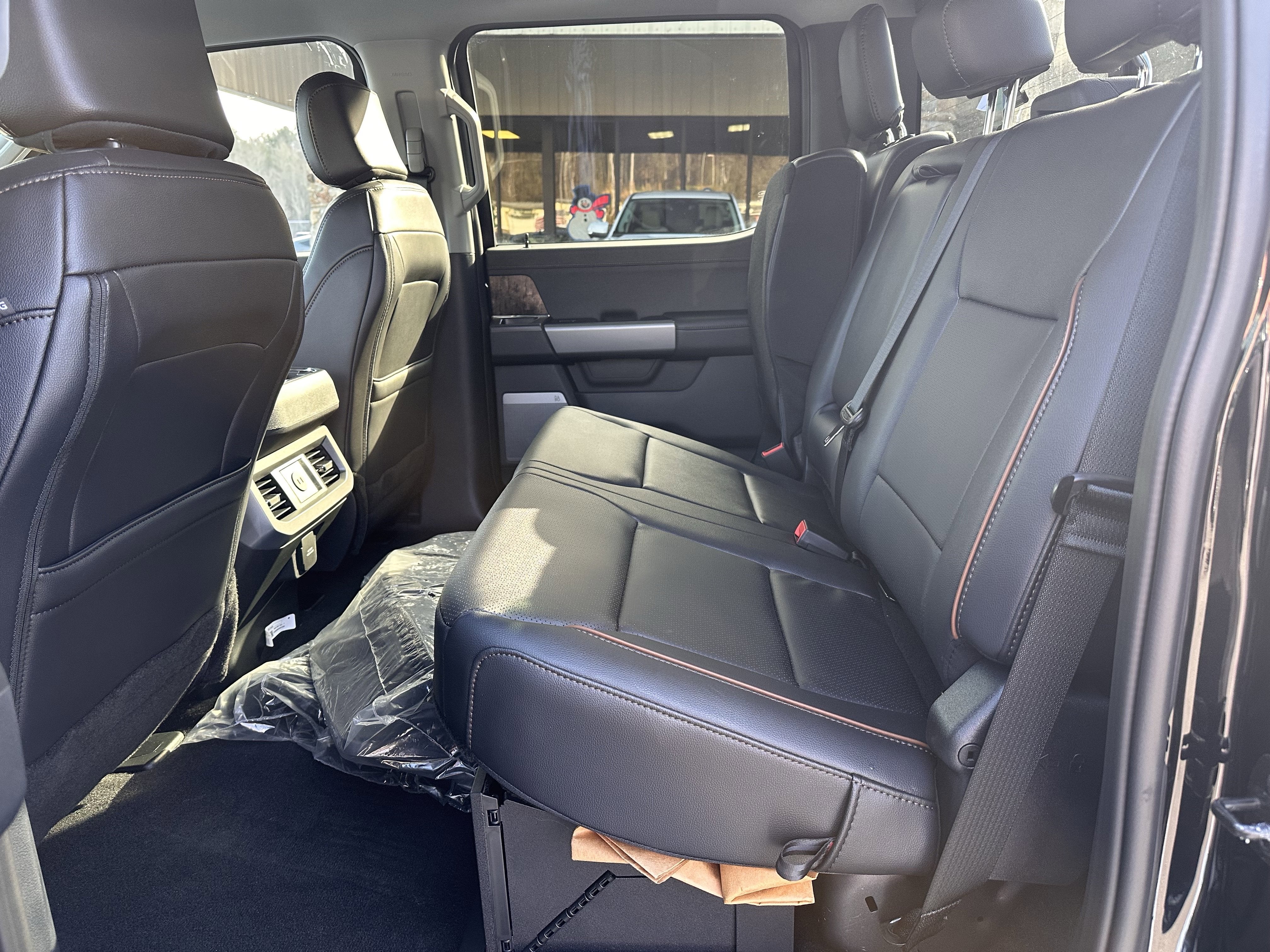 2025 Ford Super Duty F-450 LARIAT