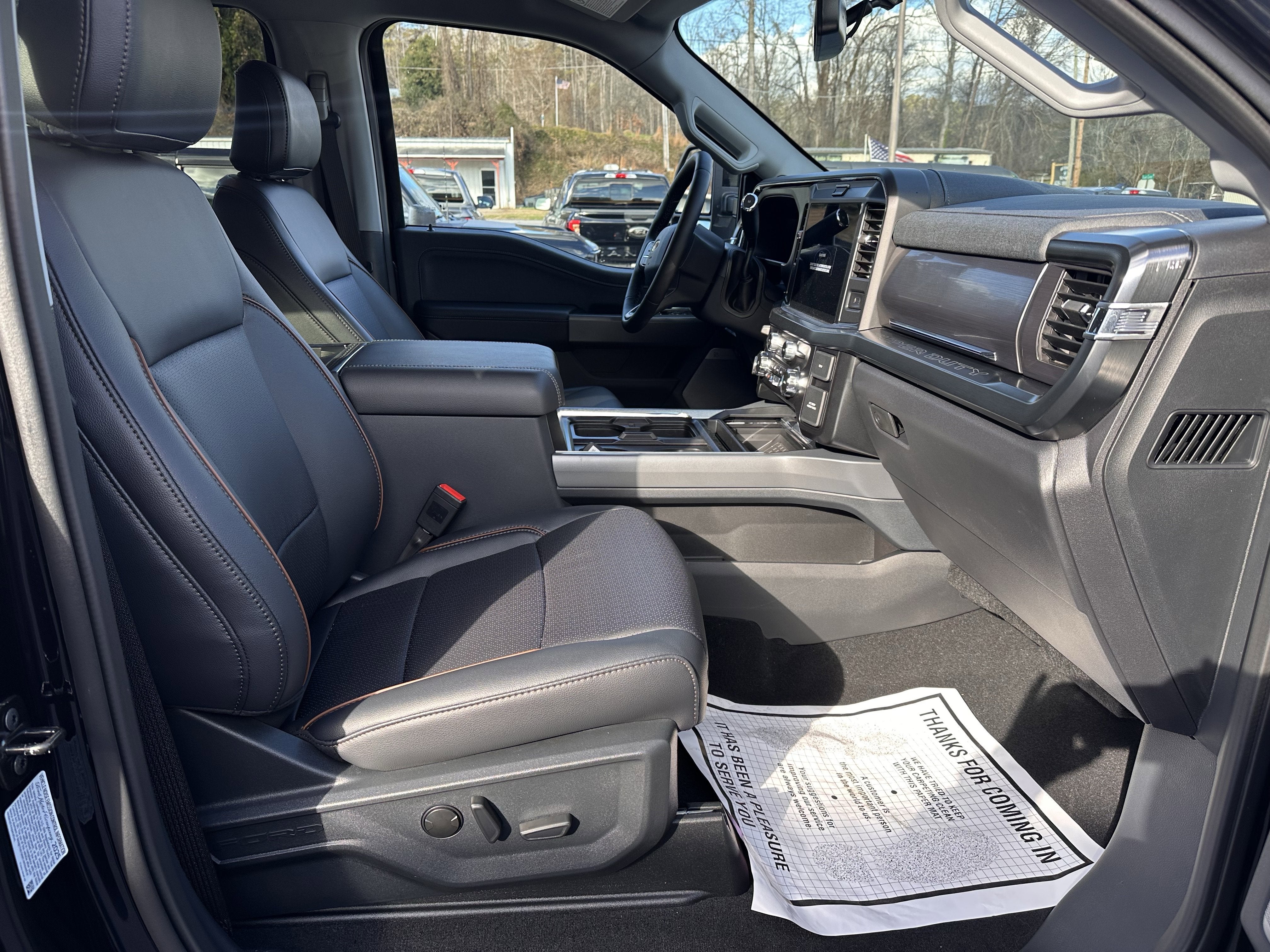 2025 Ford Super Duty F-450 LARIAT