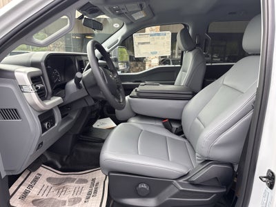 2025 Ford Super Duty F-450 XL