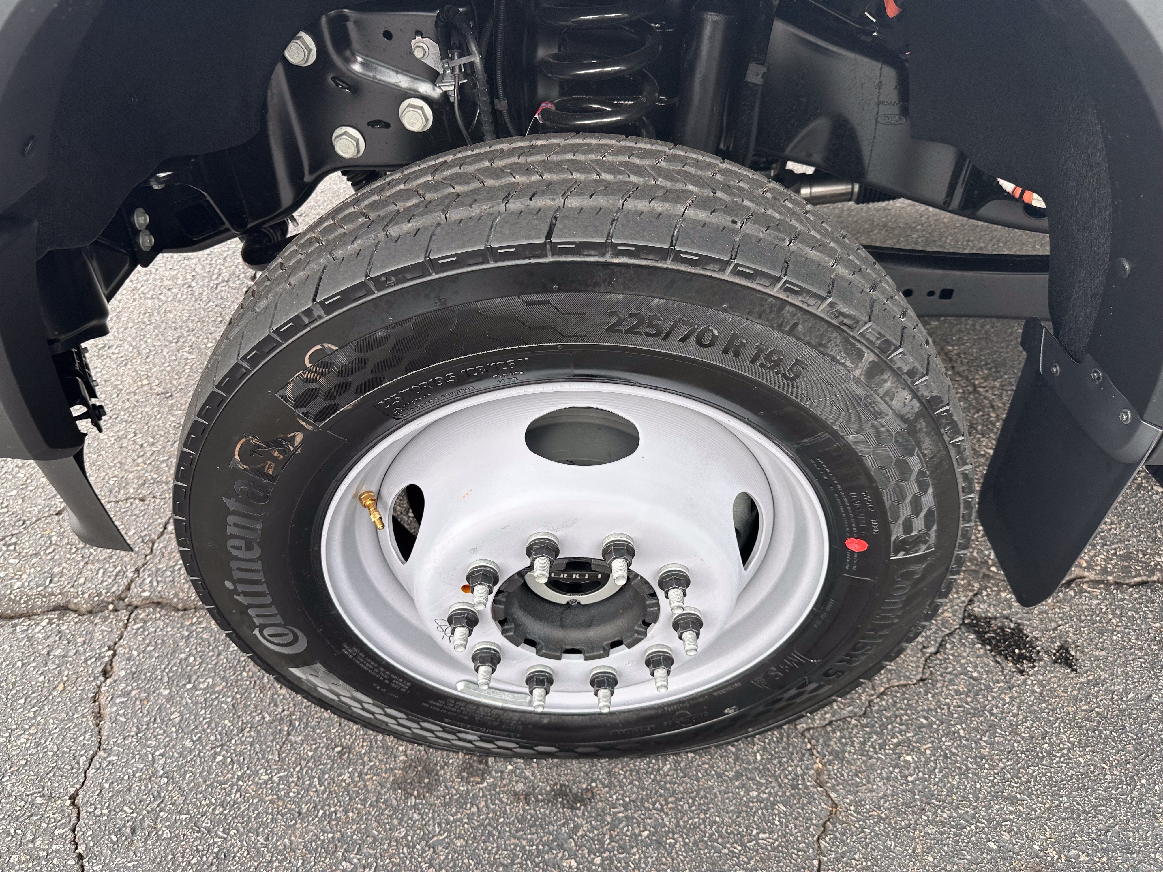 2026 Ford Super Duty F-450 XL Chassis