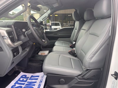 2026 Ford Super Duty F-450 XL Chassis