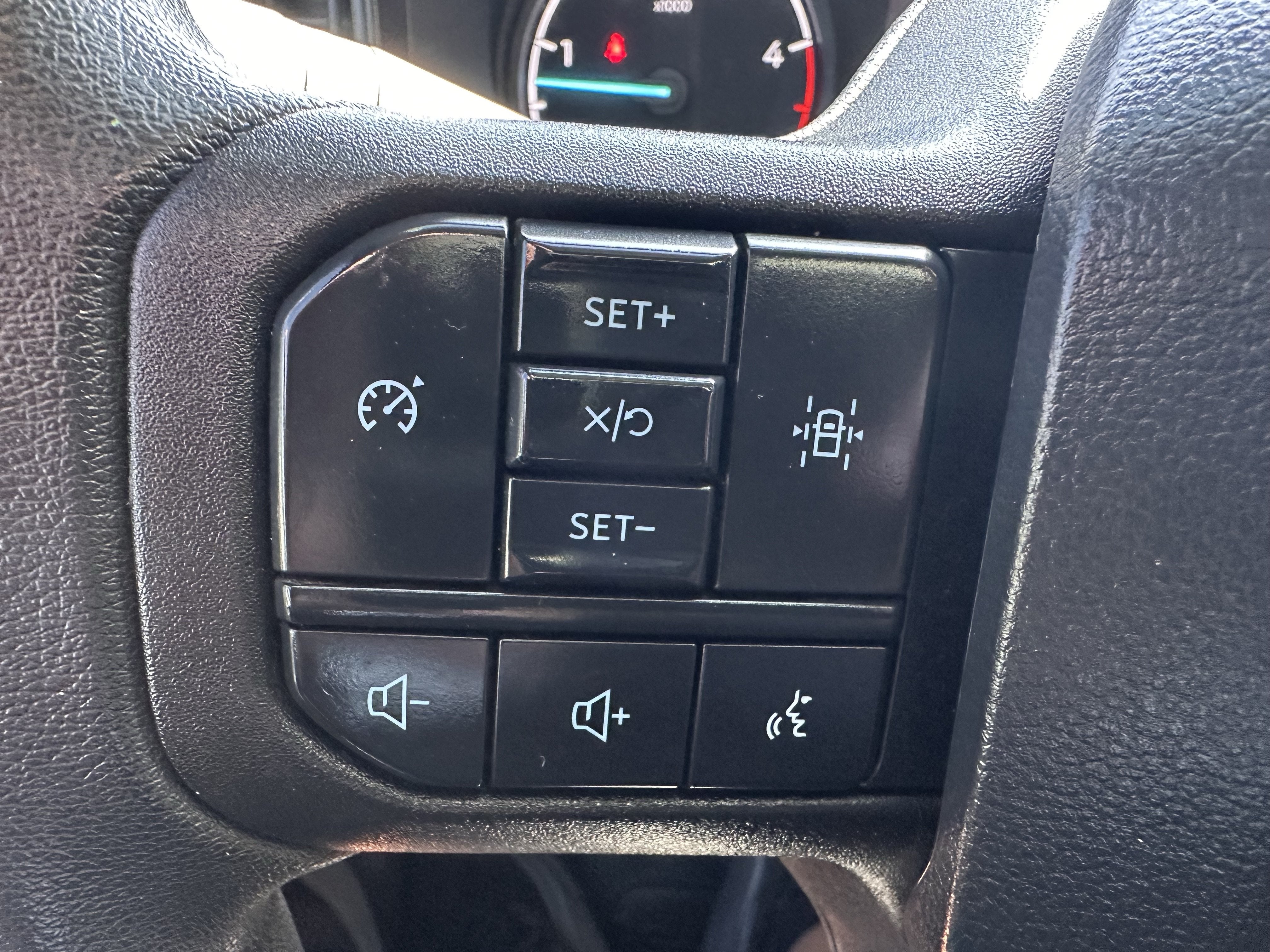 2024 Ford Super Duty F-550 XL