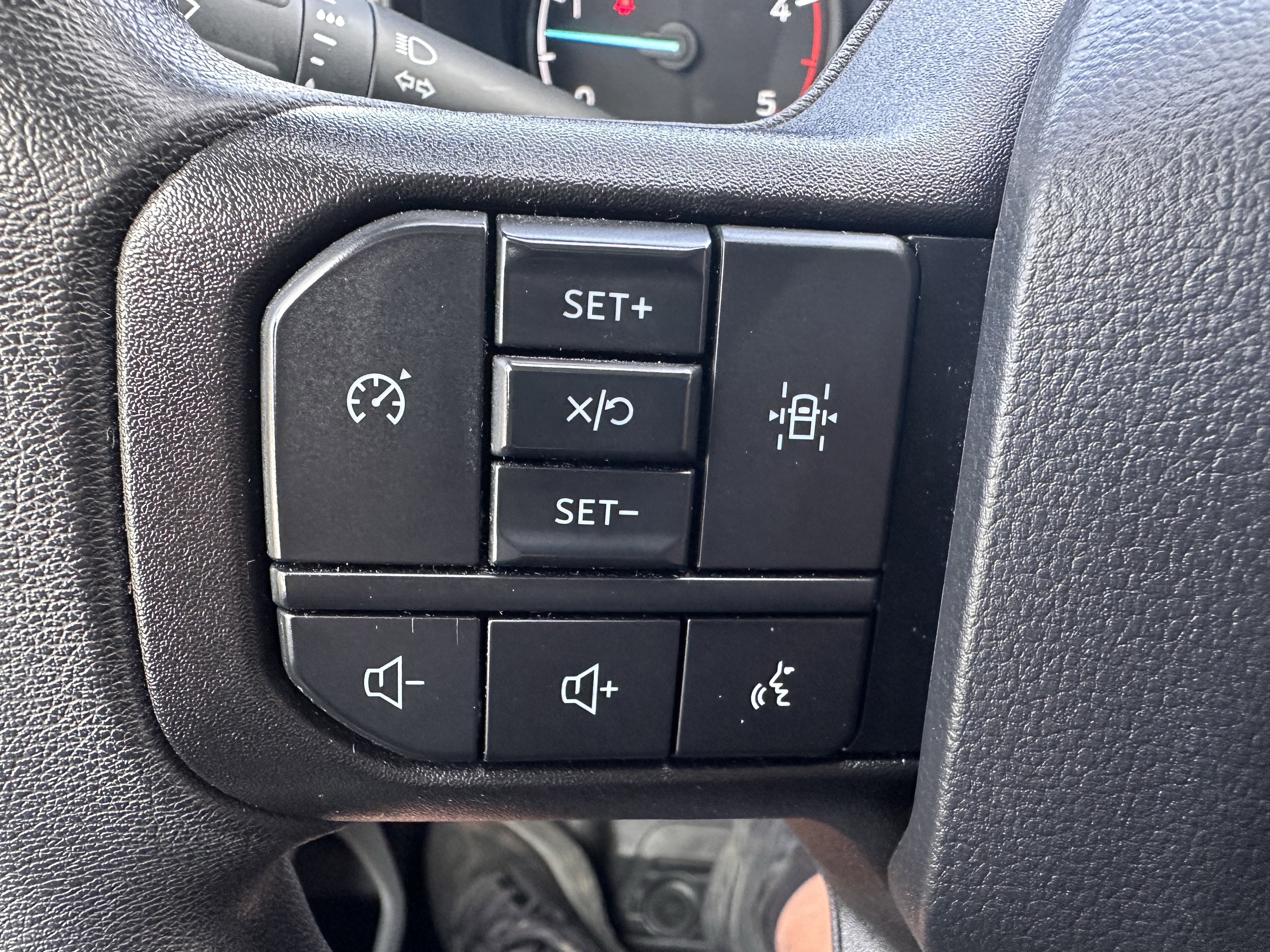 2024 Ford Super Duty F-550 XL