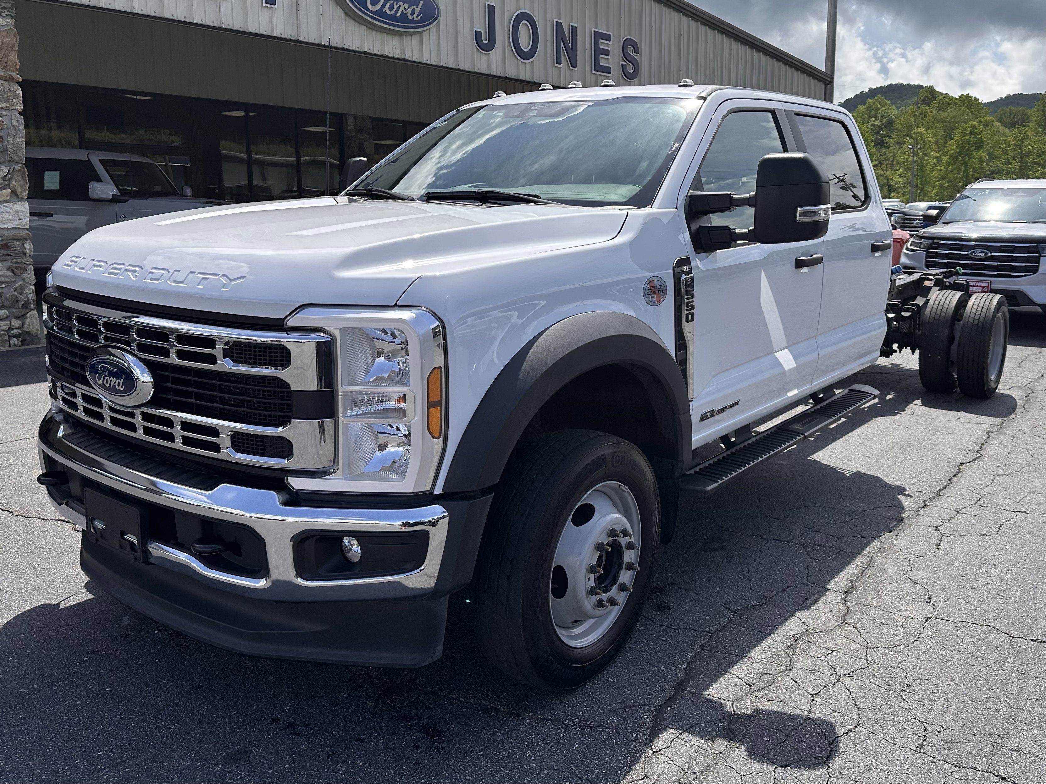 2024 Ford Super Duty F-550 XL