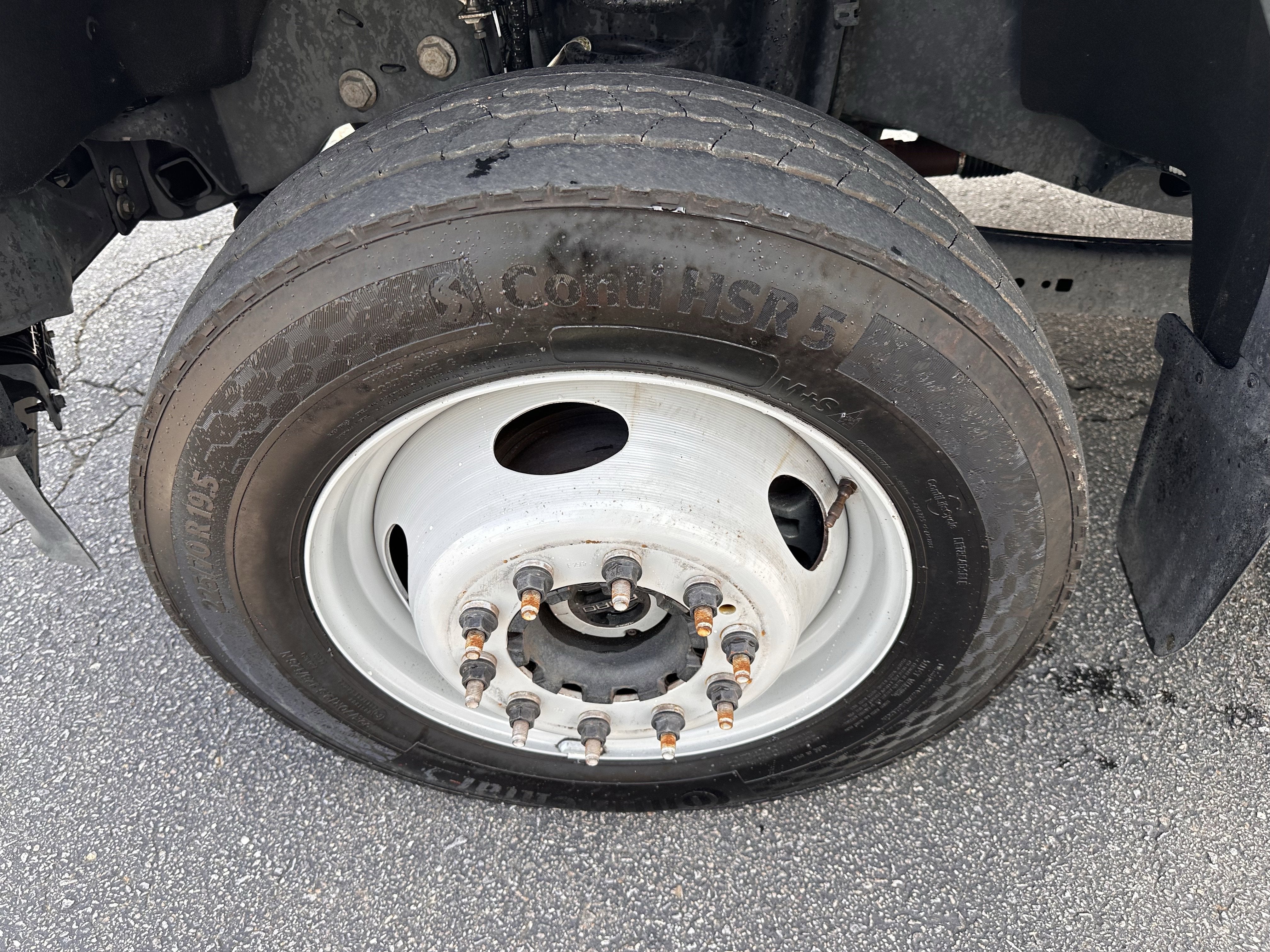 2024 Ford Super Duty F-550 XL