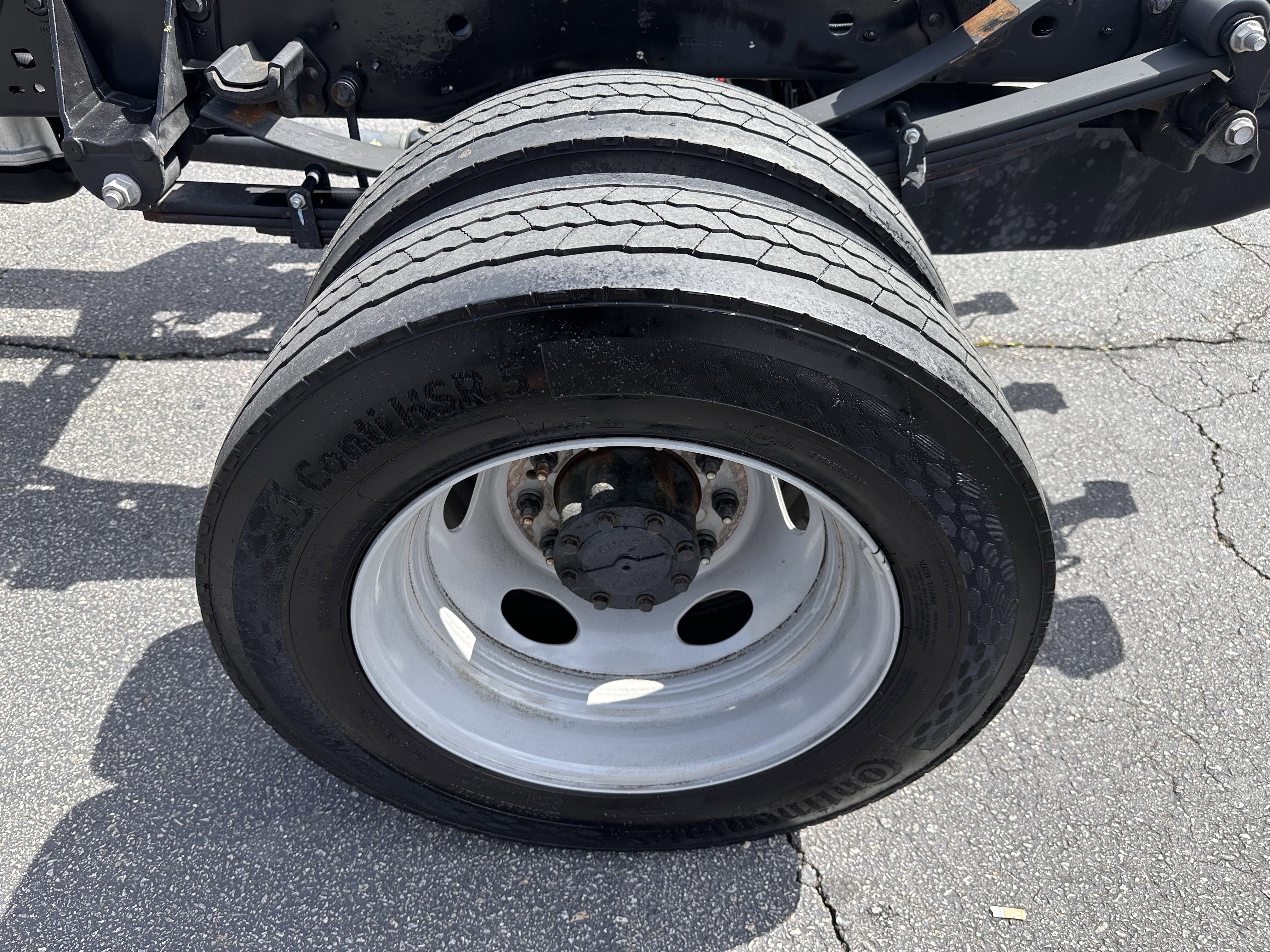 2024 Ford Super Duty F-550 XL